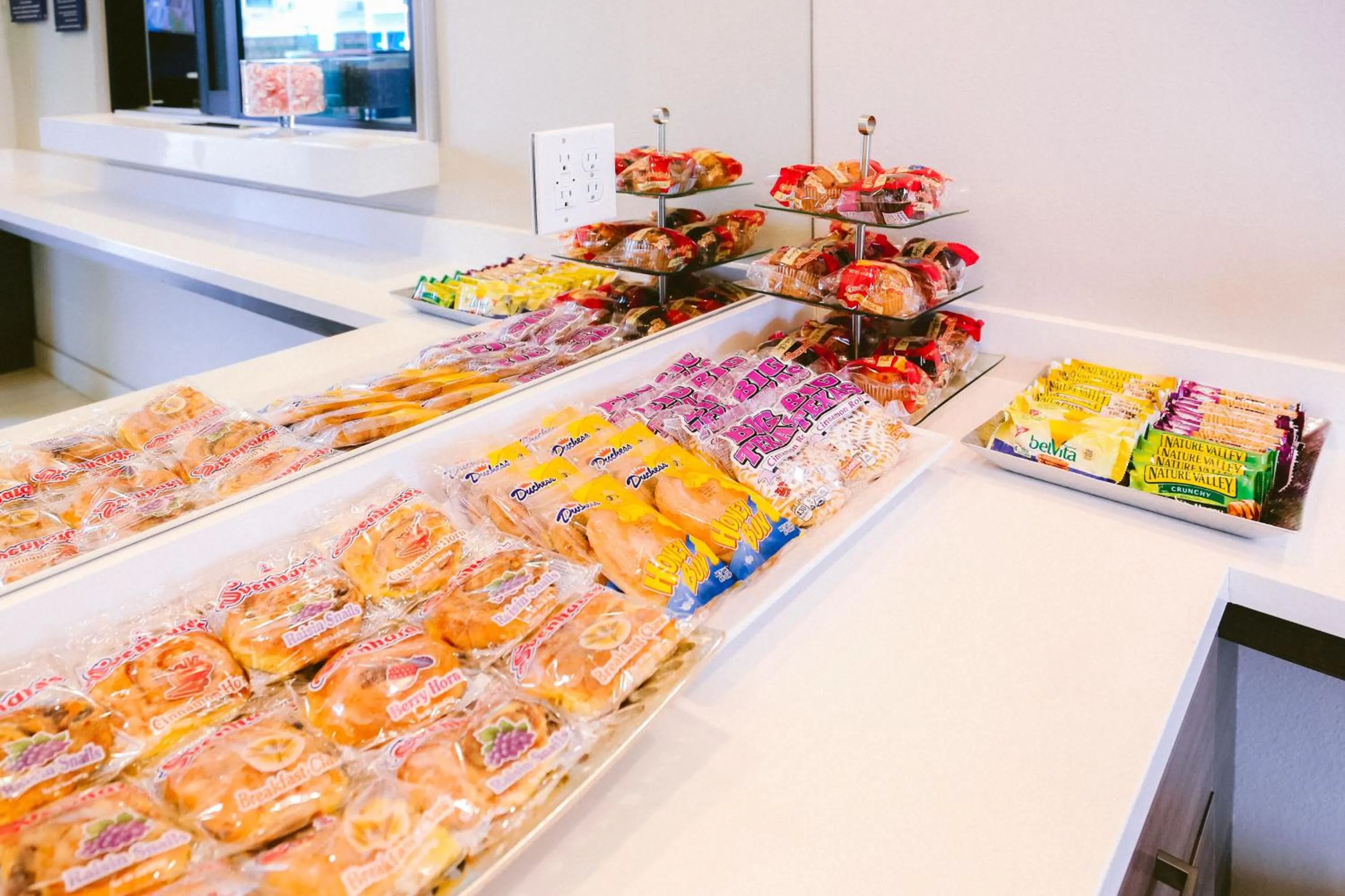 Breakfast in Palace Inn Blue US-59 & Gessner