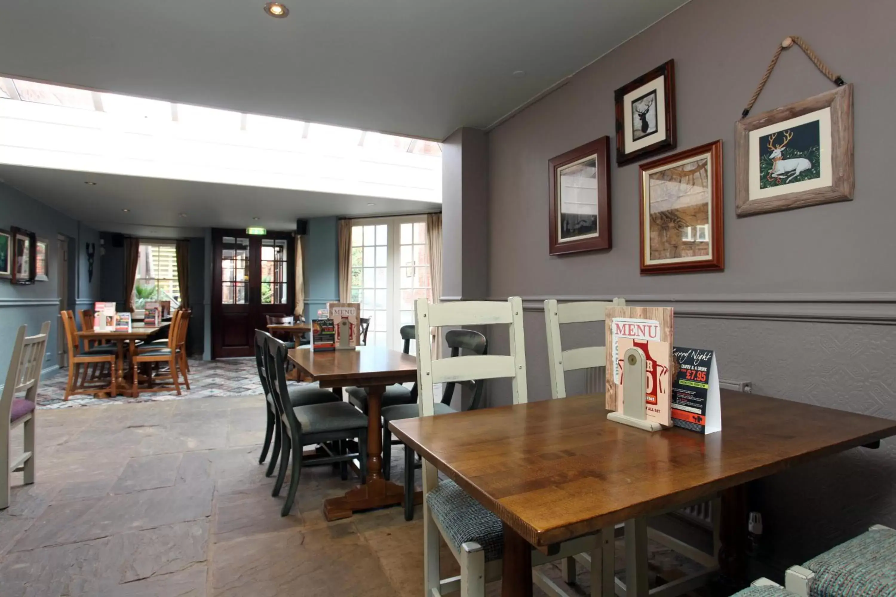 Restaurant/Places to Eat in Original White Hart, Ringwood by Marston's Inns