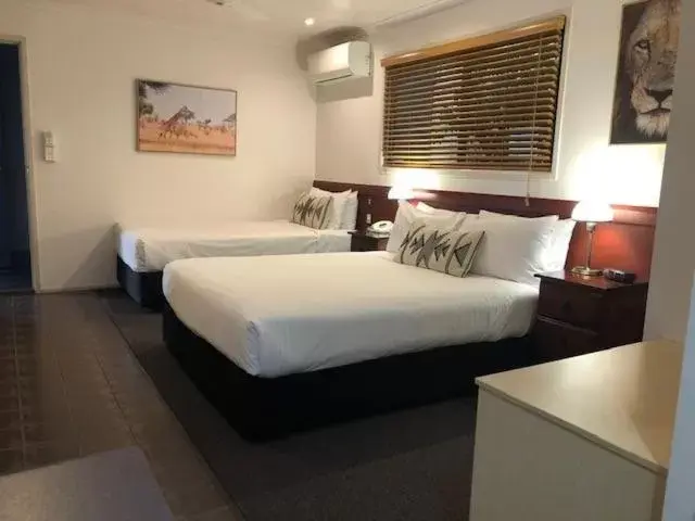 Bed in Central Studio Accommodation