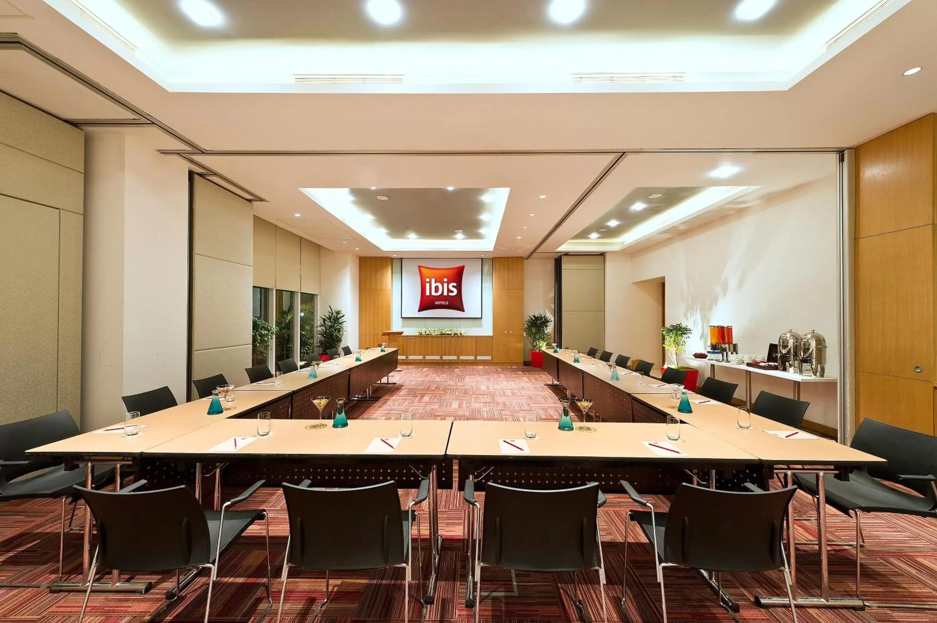 Business facilities in ibis Navi Mumbai - An Accor Brand