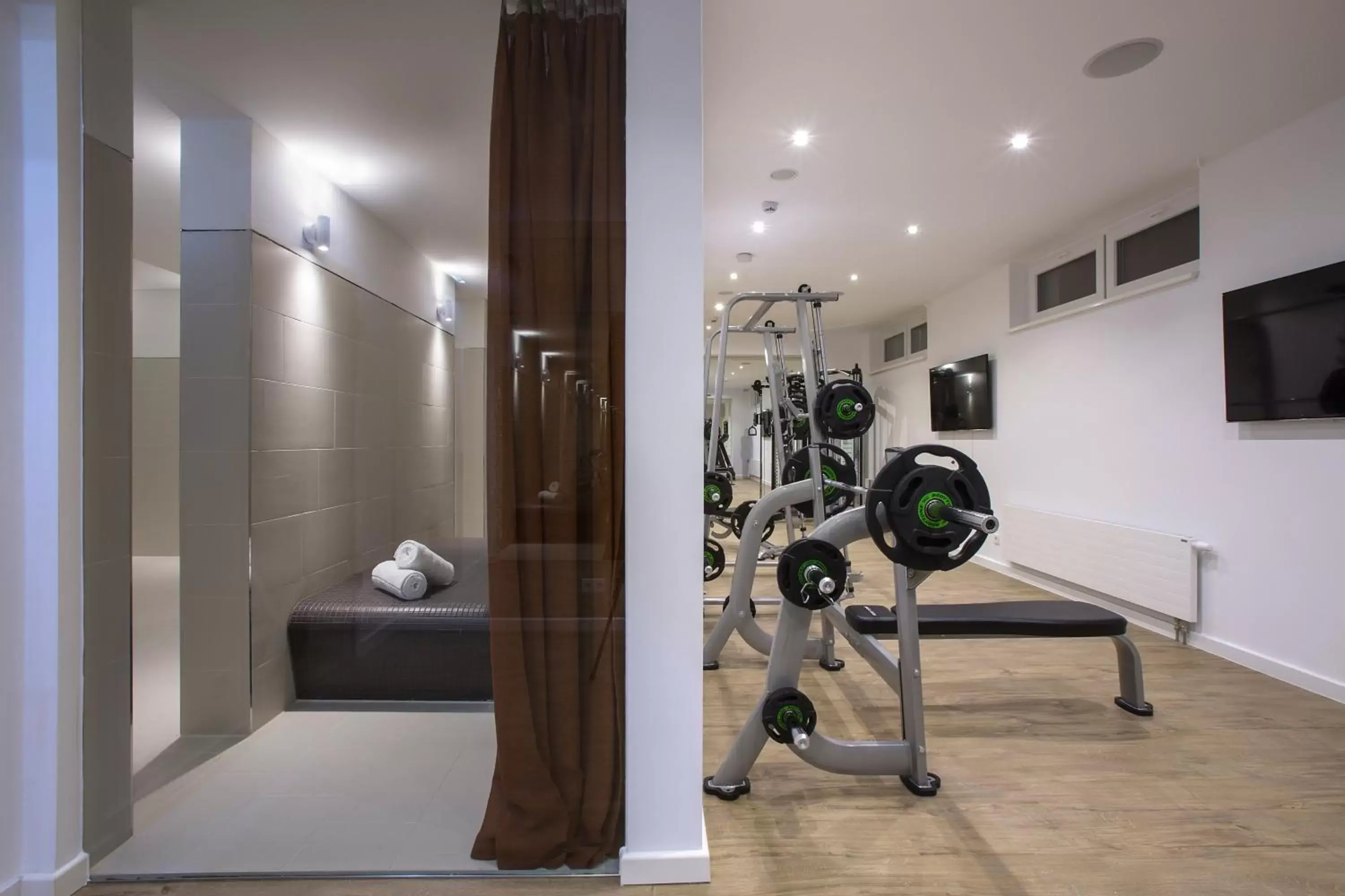Fitness centre/facilities in Axel TWO Berlin - Adults Only Fitness centre/facilities in Axel TWO Berlin - Adults Only