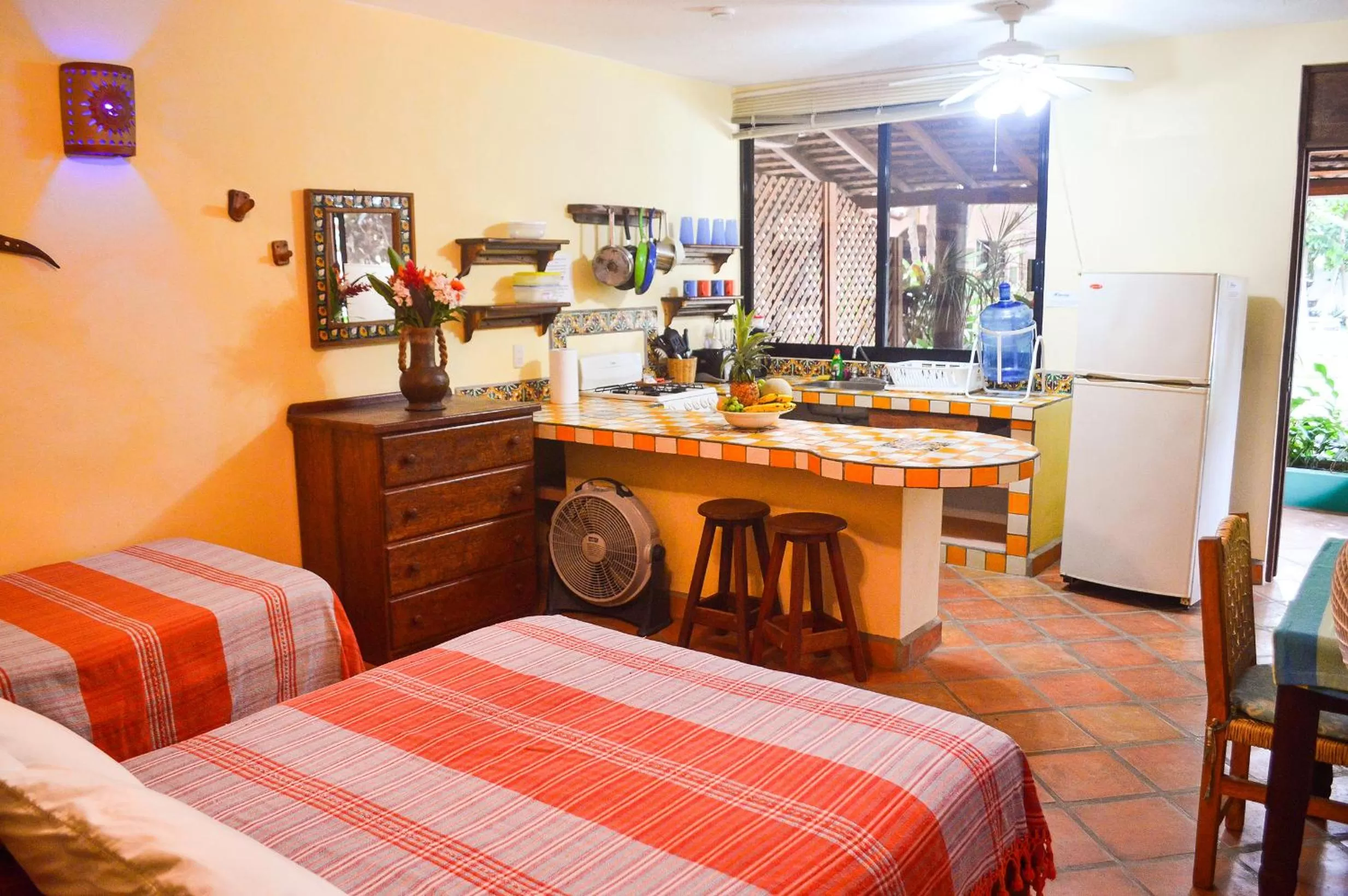 Photo of the whole room, Bed in Hotel Casamar Suites