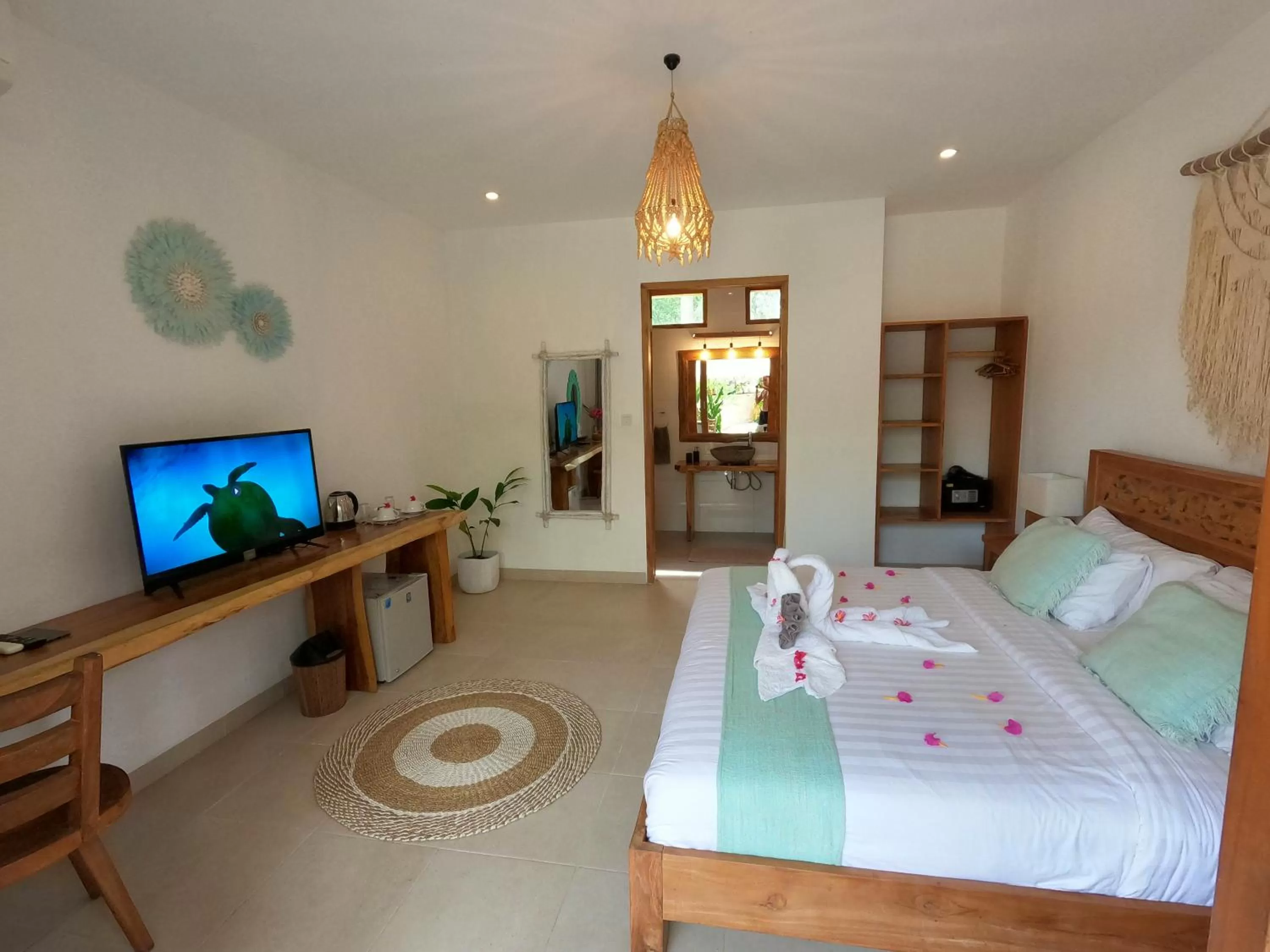 Deluxe Double Room with Terrace in Coco Cabana