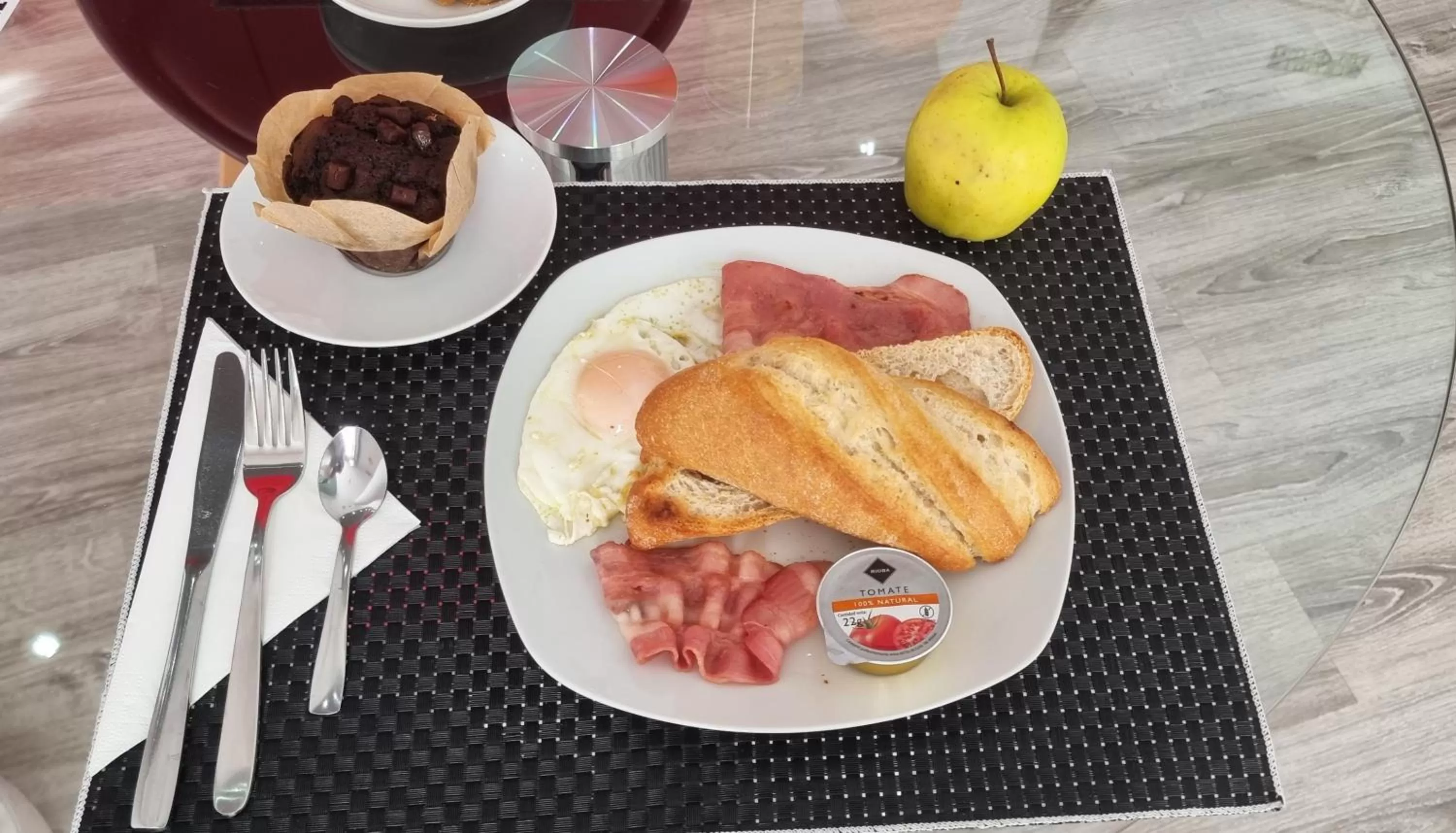 Continental breakfast in Vitium Urban Suites