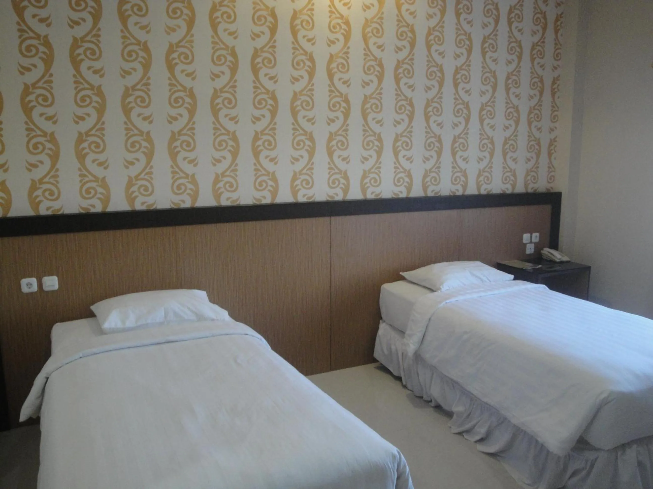 Bedroom, Bed in Sylvia Hotel Maumere