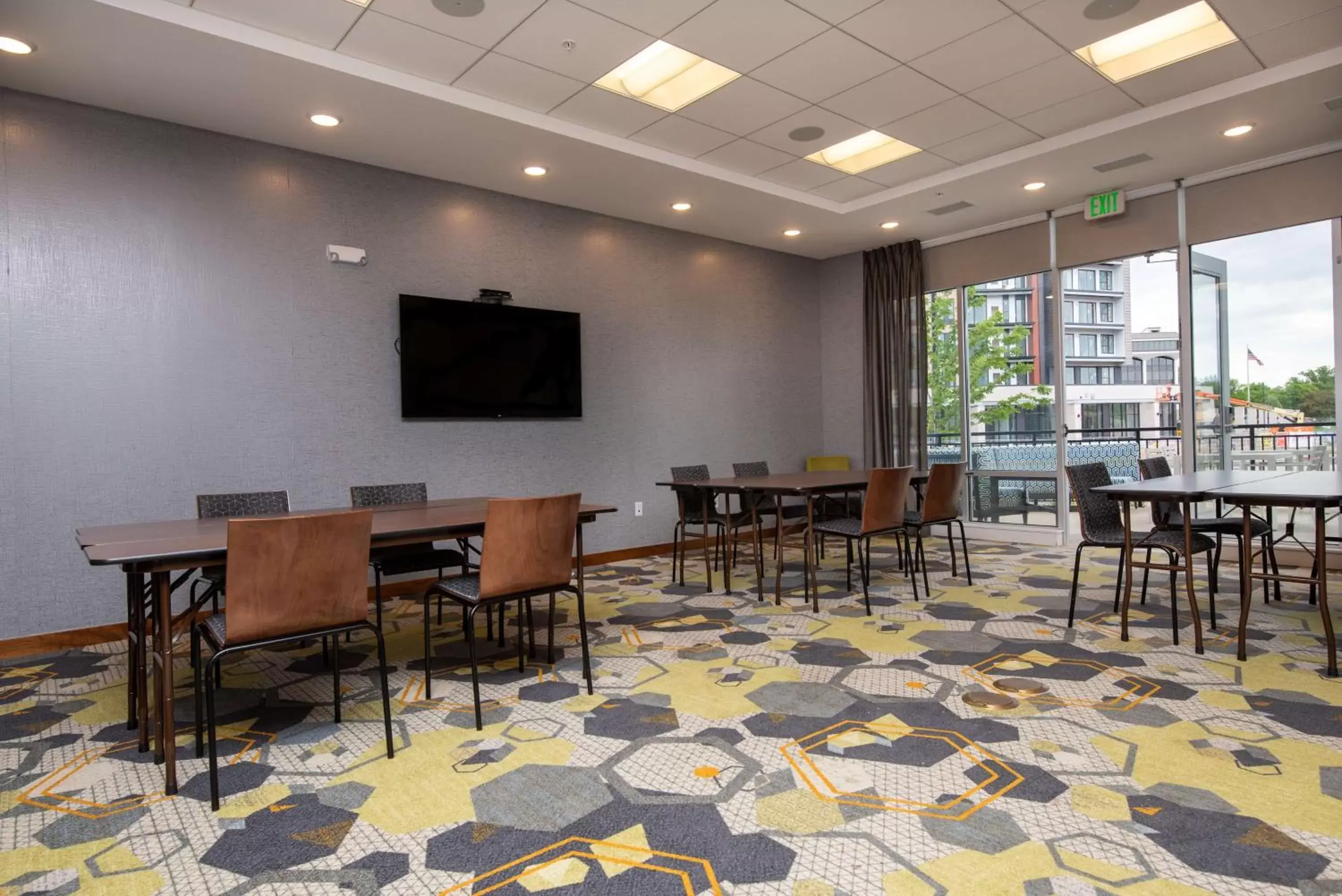 Meeting/conference room, Restaurant/Places to Eat in Homewood Suites By Hilton Edina Minneapolis