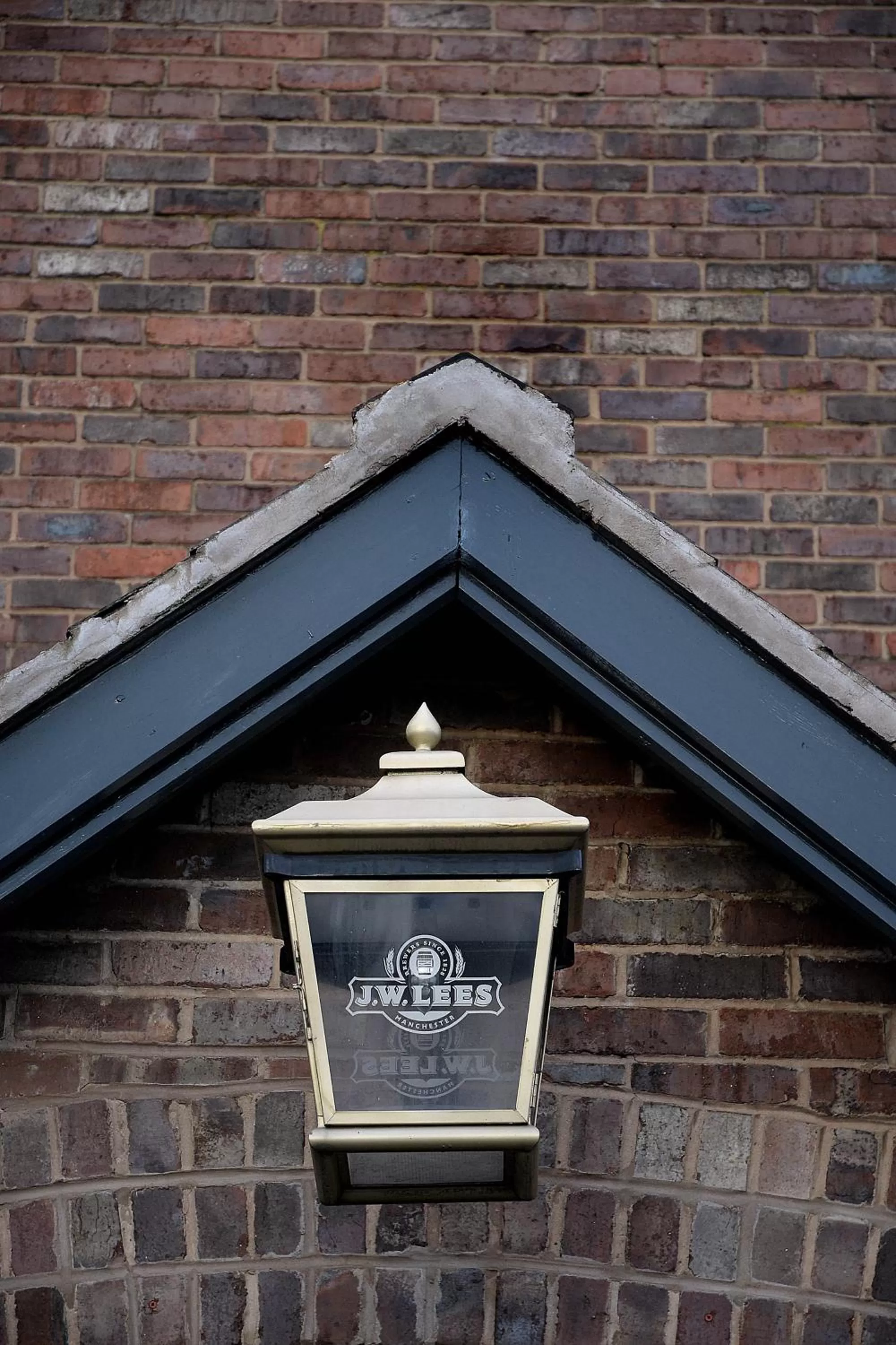 Property building in Boat & Horses Inn