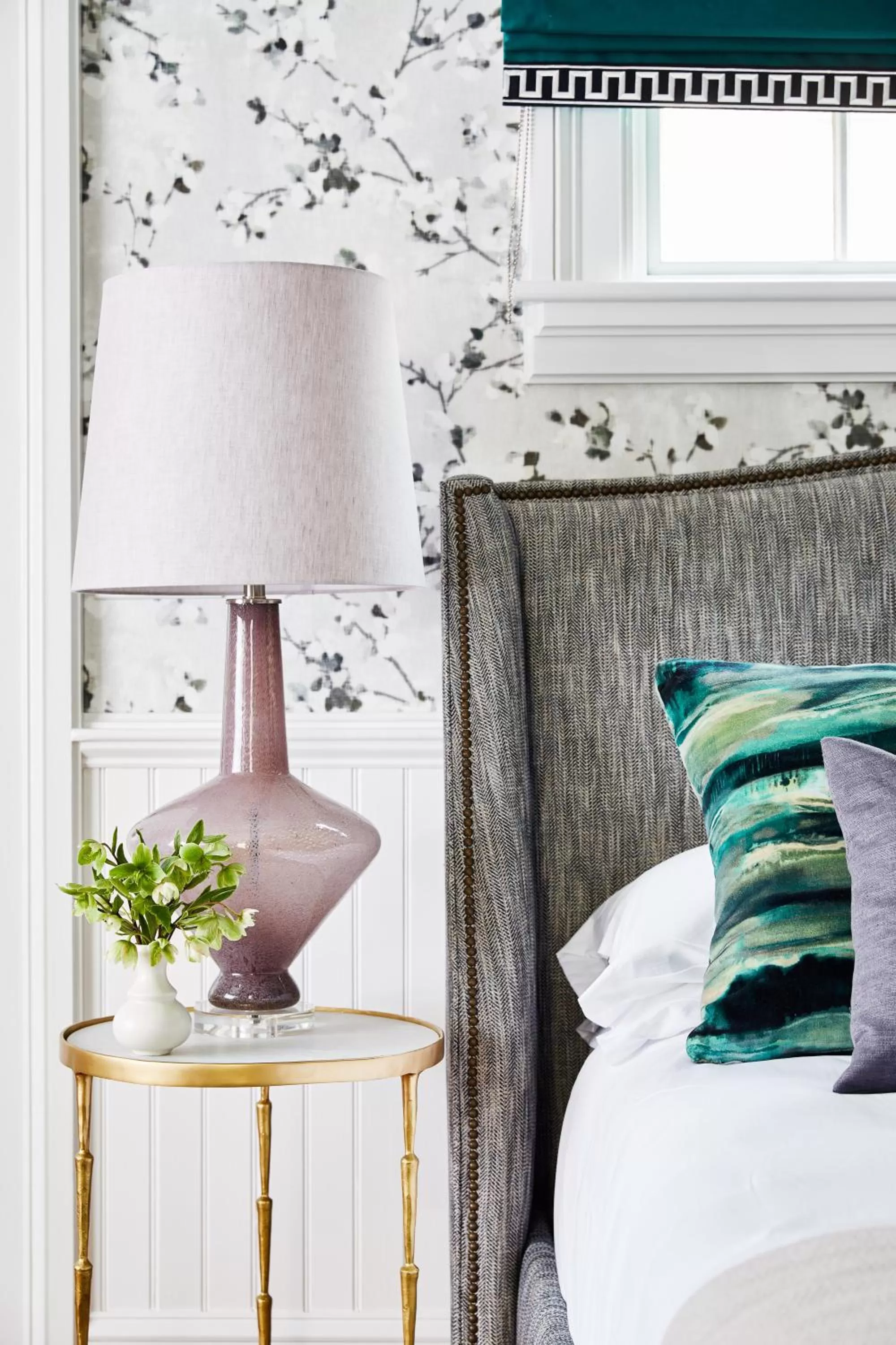 Decorative detail, Bed in The Cliffside Inn