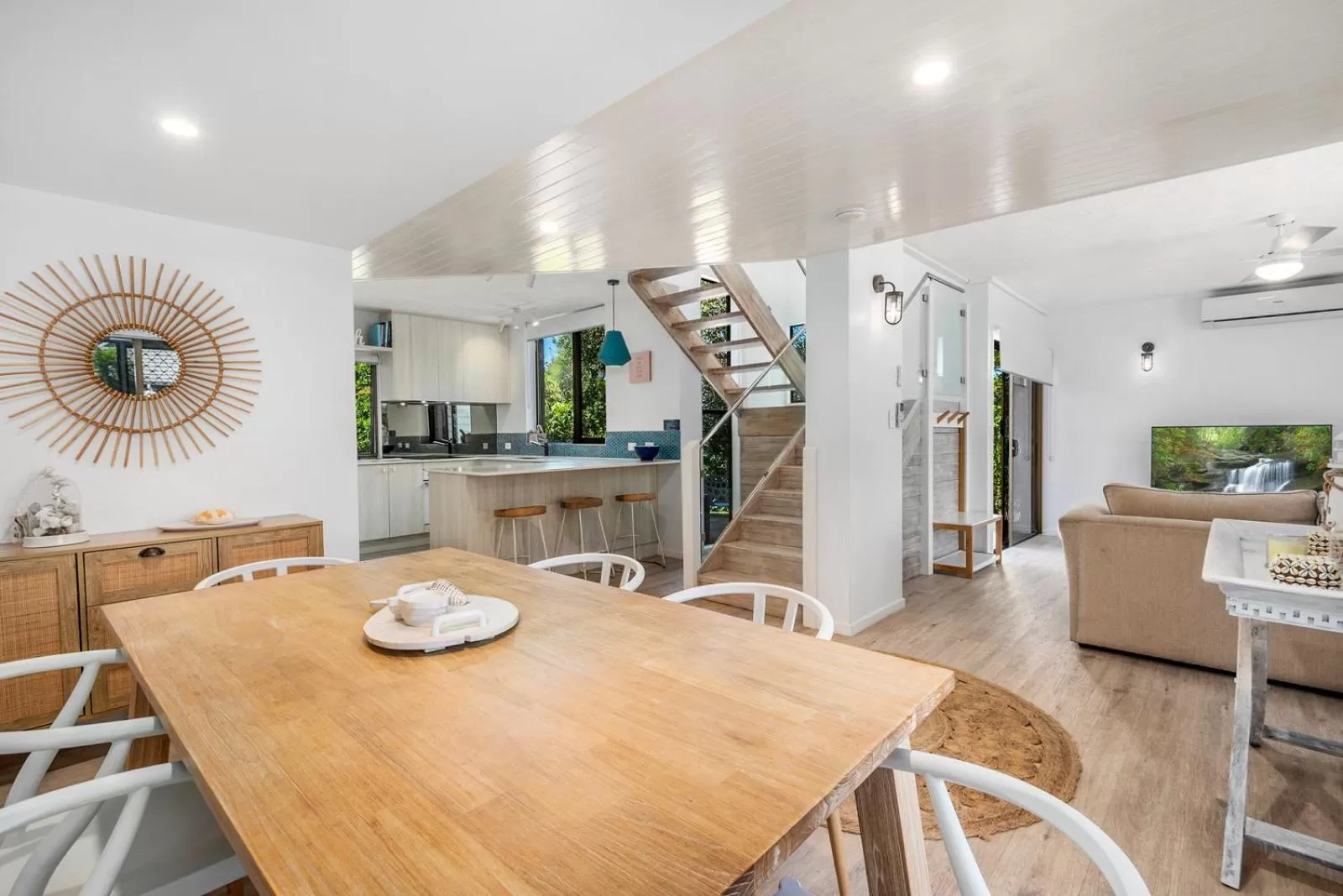 Glen Eden Beach Resort