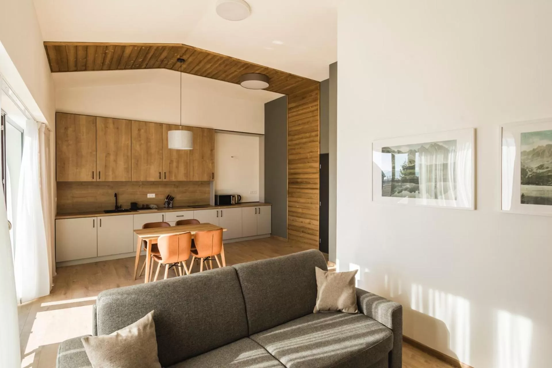 Kitchen or kitchenette in ARIETES MARMONT Resort