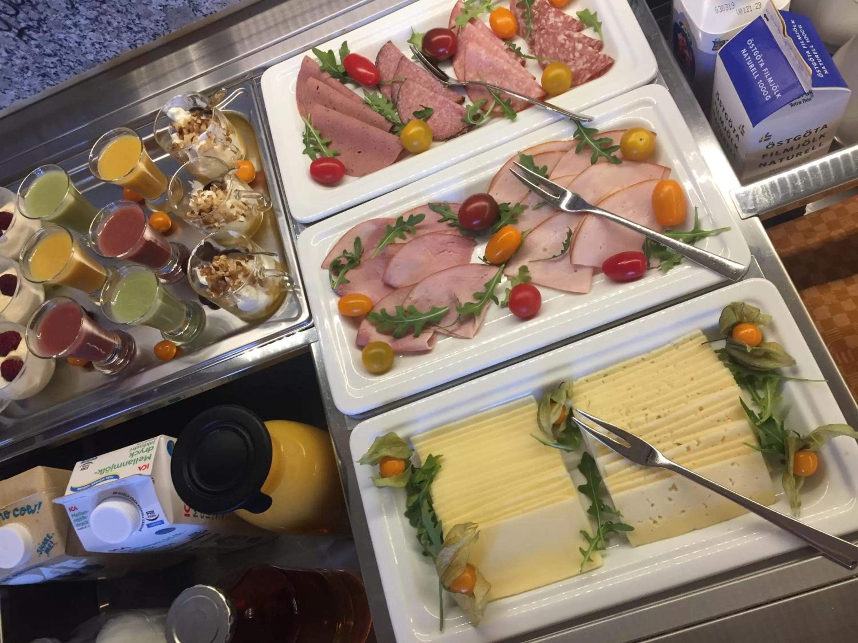 Buffet breakfast in Södra Hotellet