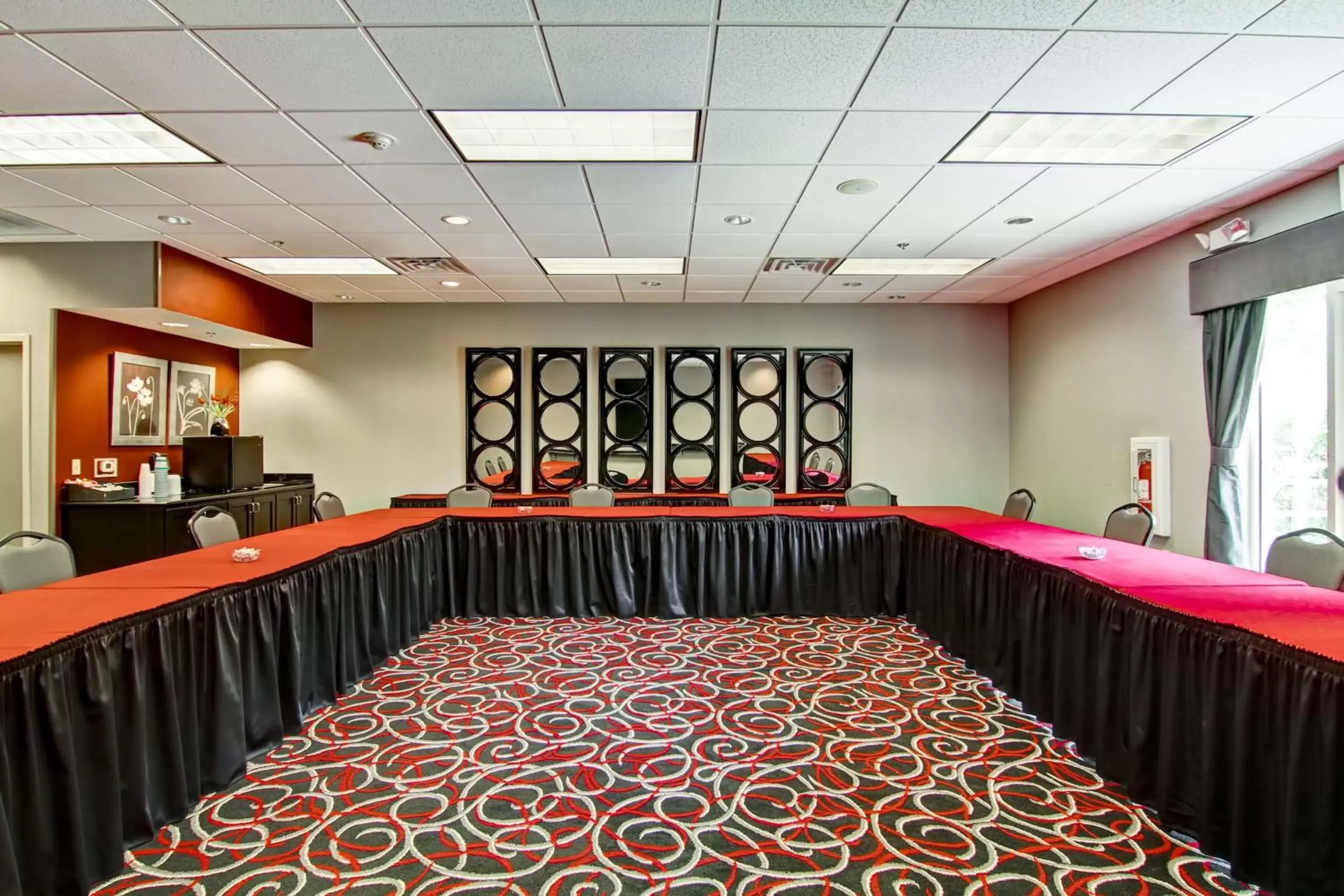 Meeting/conference room in Homewood Suites by Hilton Leesburg
