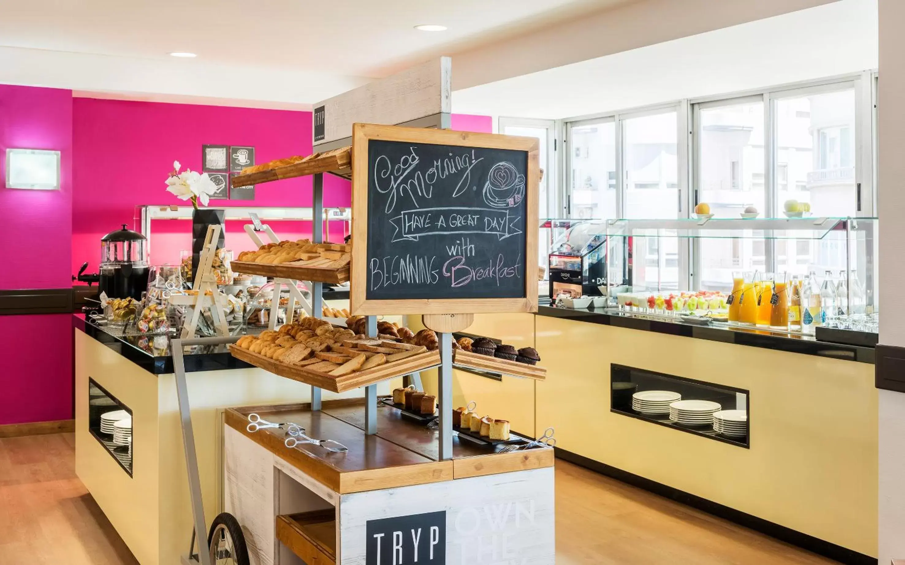 Buffet breakfast in Hotel Alicante Gran Sol, affiliated by Meliá Buffet breakfast in Hotel Alicante Gran Sol, affiliated by Meliá