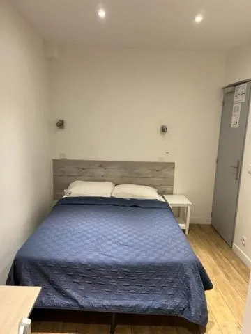 Bedroom, Bed in Hotel Luna Park