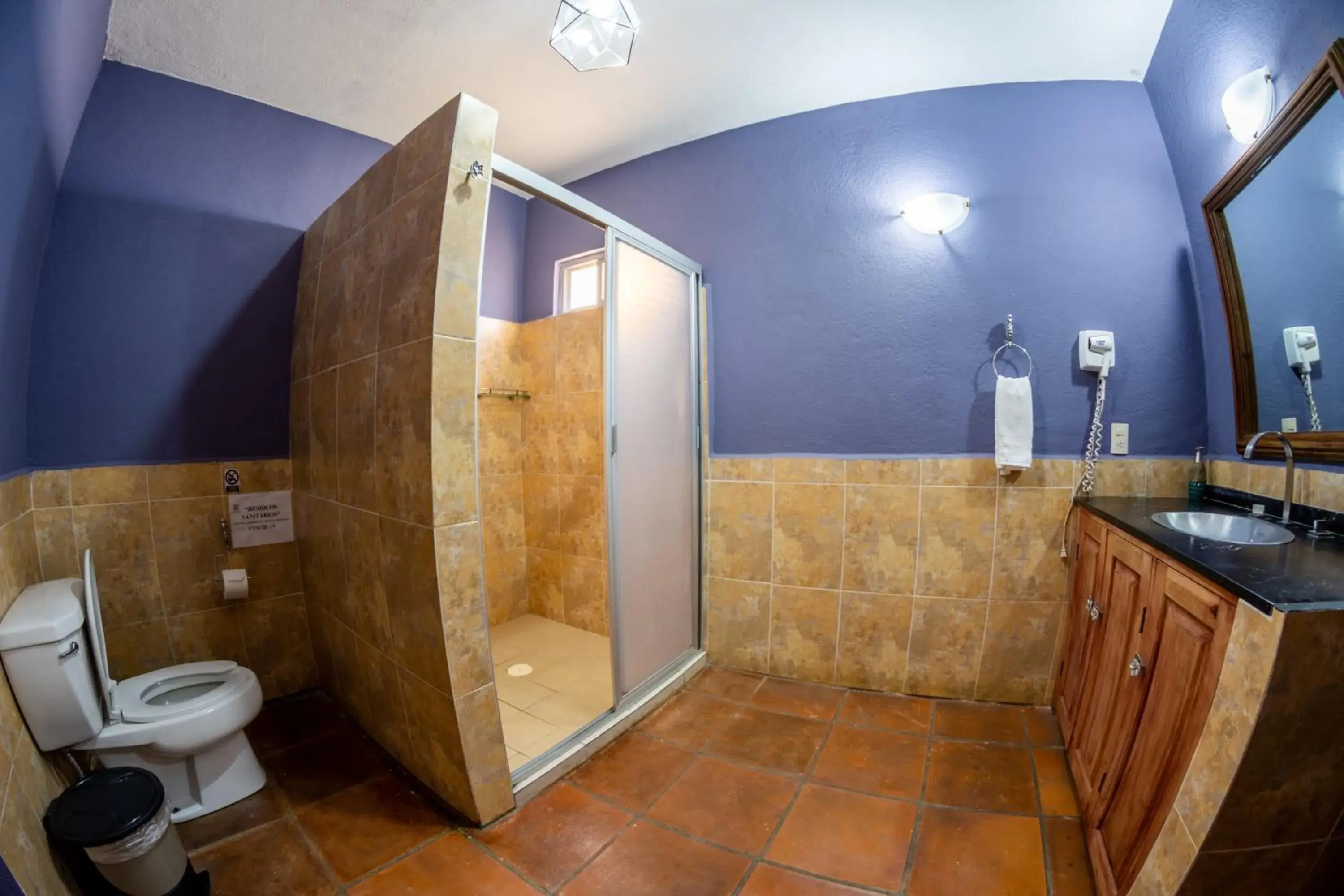 Bathroom in Hotel Casa Santamar