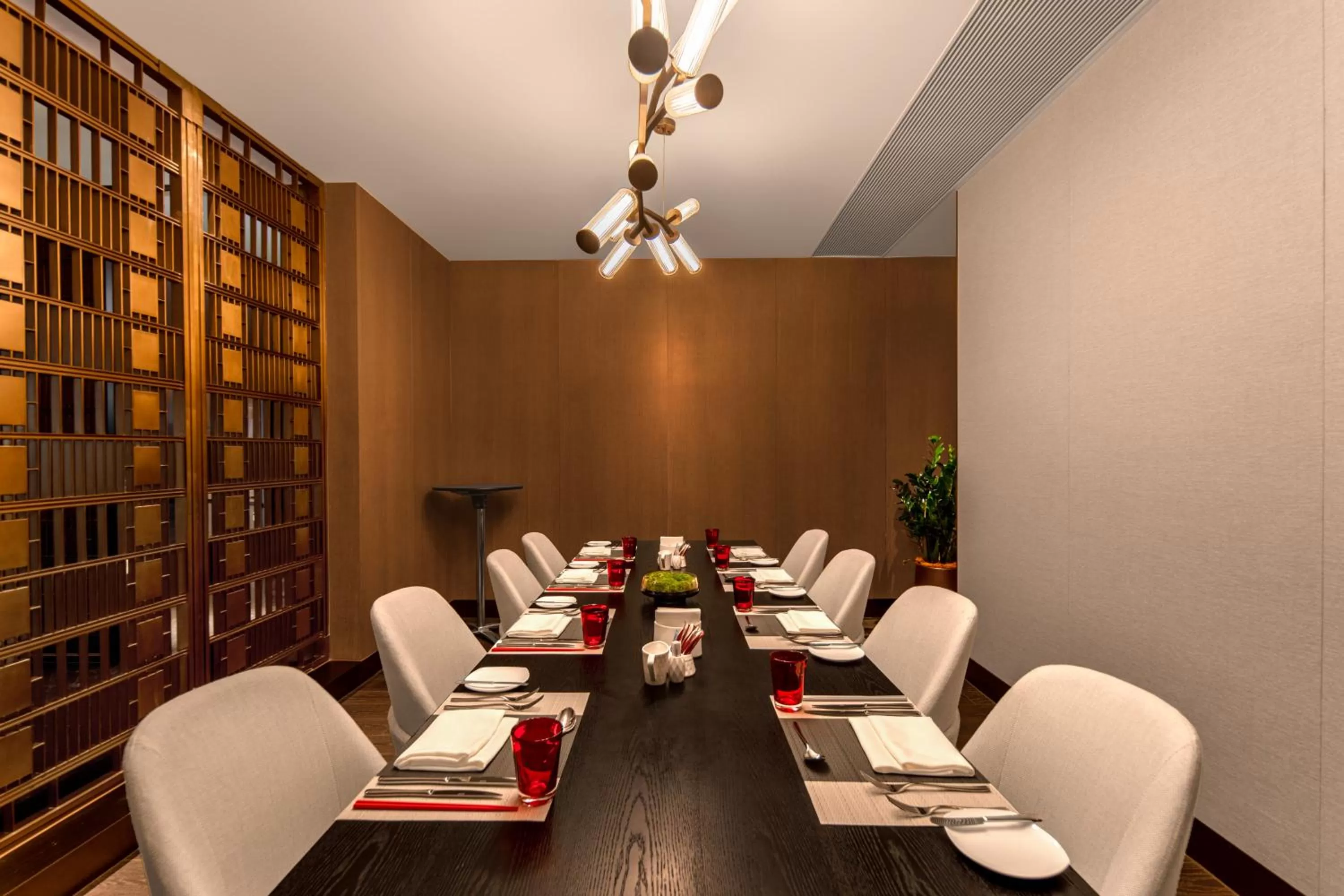 Restaurant/places to eat in Swissotel Beijing Hong Kong Macau Center - 1 min to subway