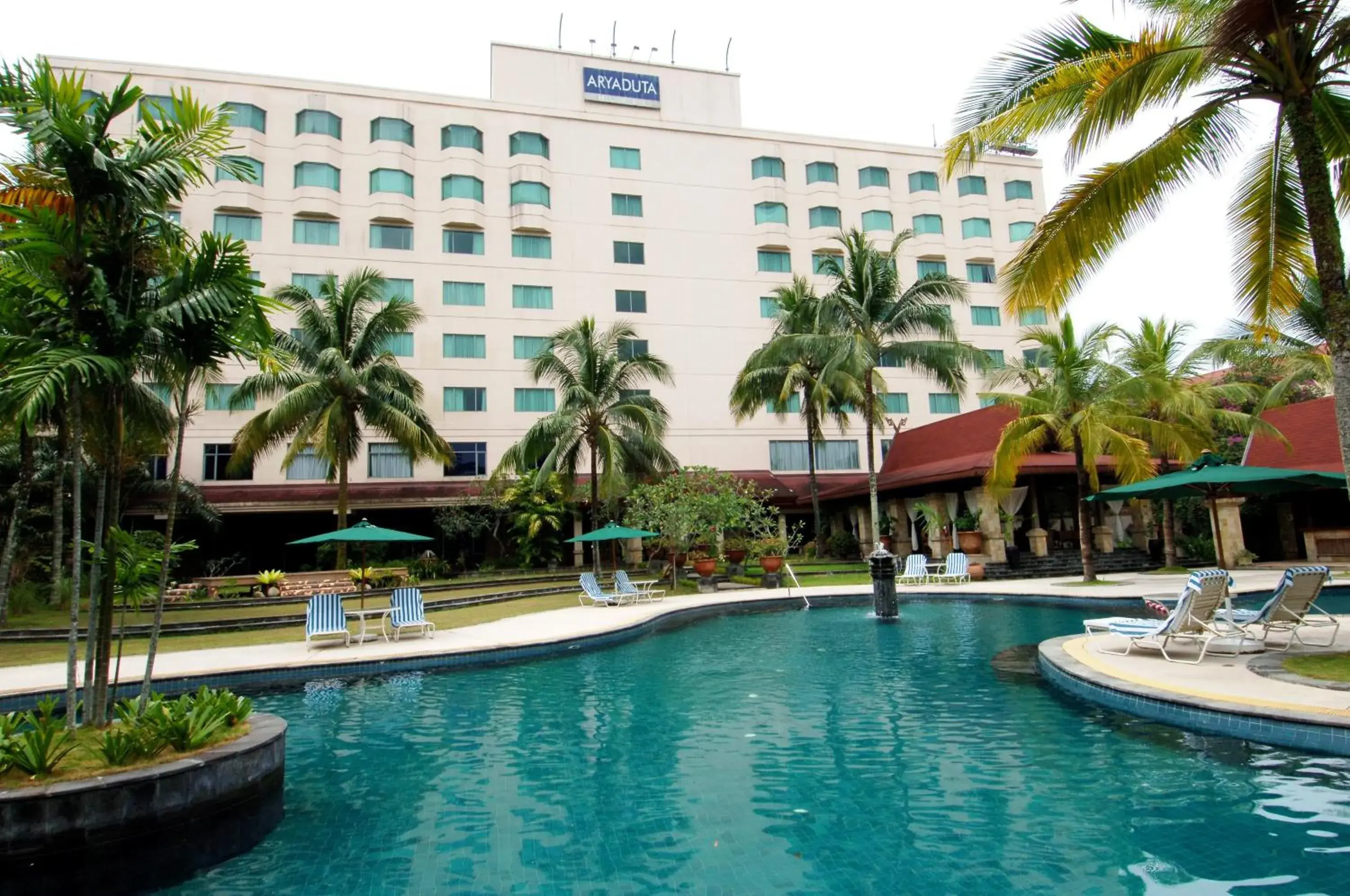 Street view, Property Building in Hotel Aryaduta Pekanbaru