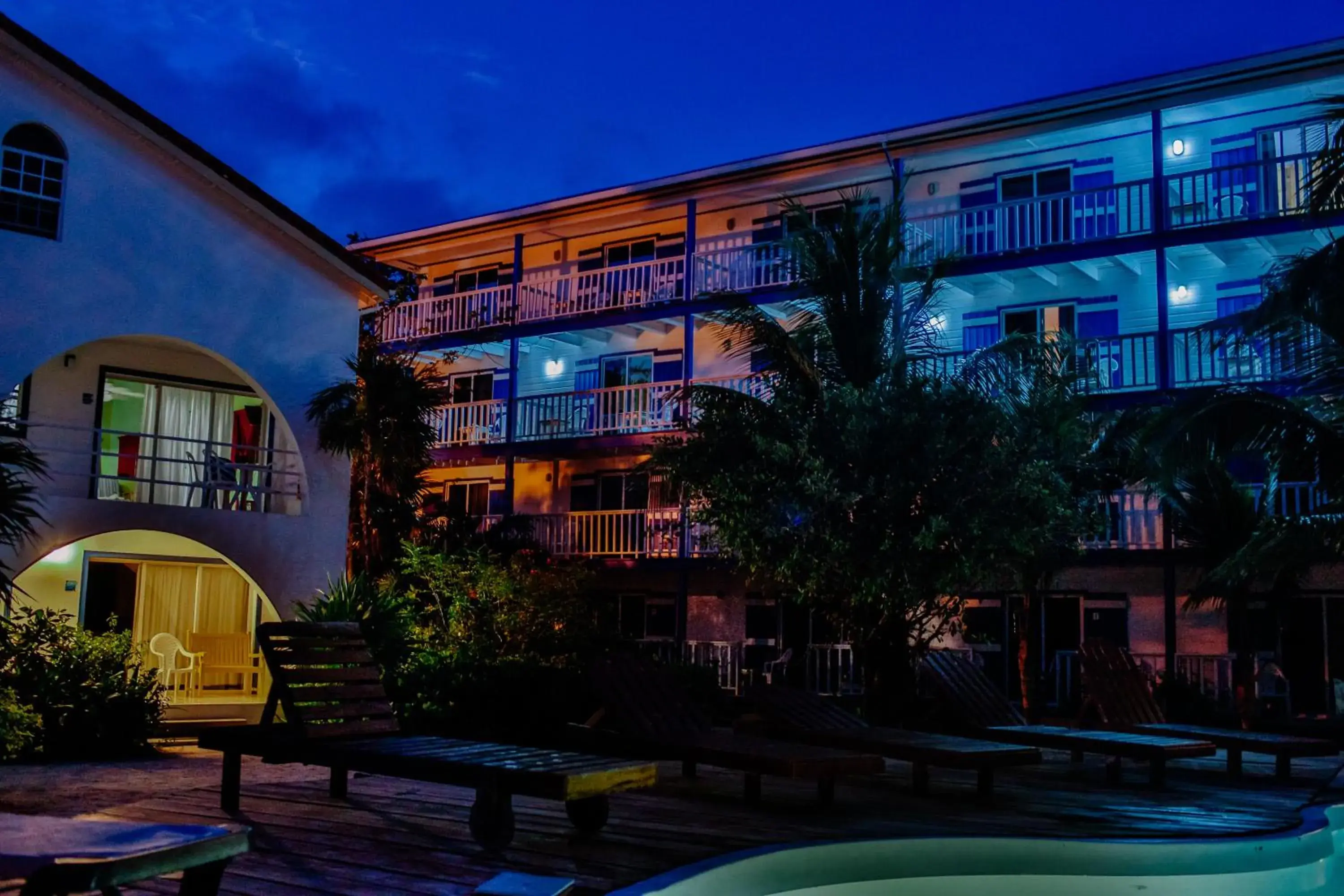 Property Building in Caribbean Villas Hotel