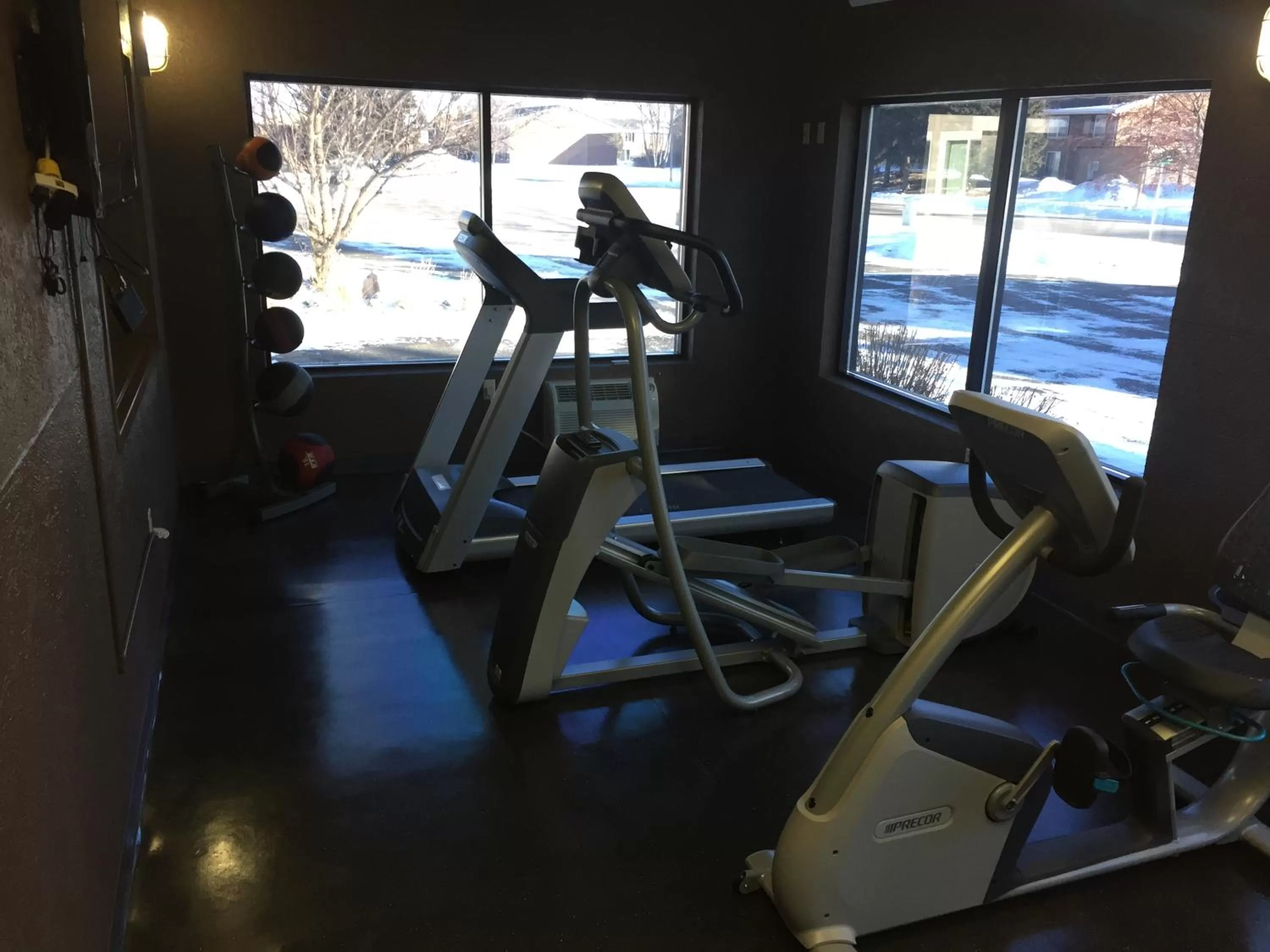 Fitness centre/facilities in Days Inn by Wyndham Bismarck