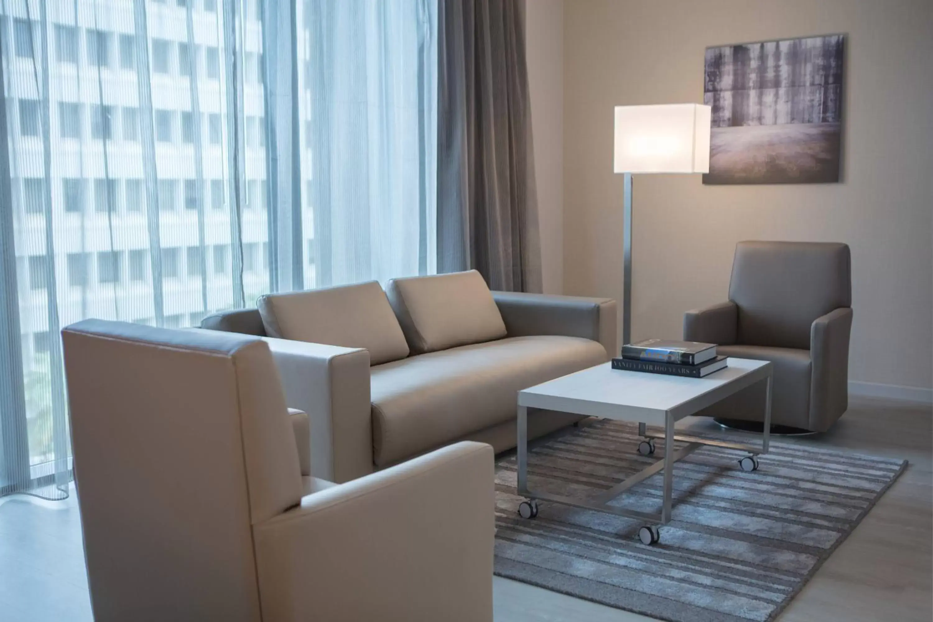 Photo of the whole room, Seating Area in AC Hotel by Marriott San Jose Downtown