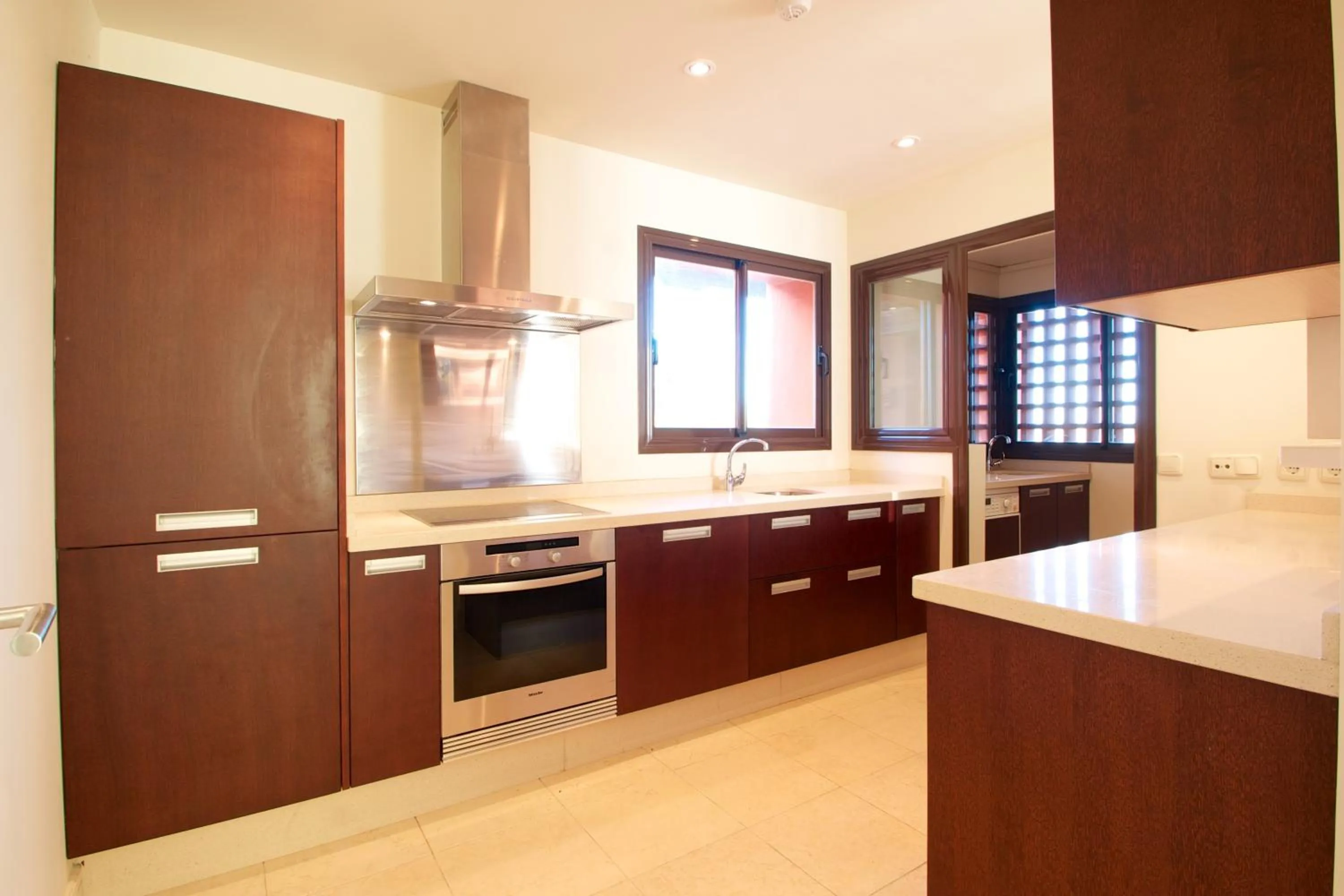 Kitchen or kitchenette in Aparthotel Novo Resort