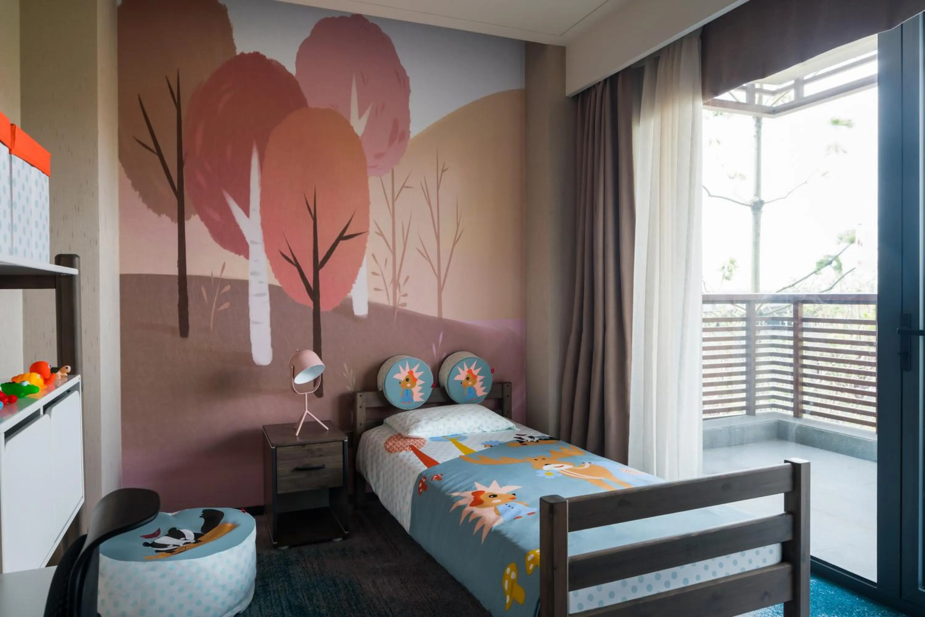 Family, Bed in Pullman Zhouzhuang