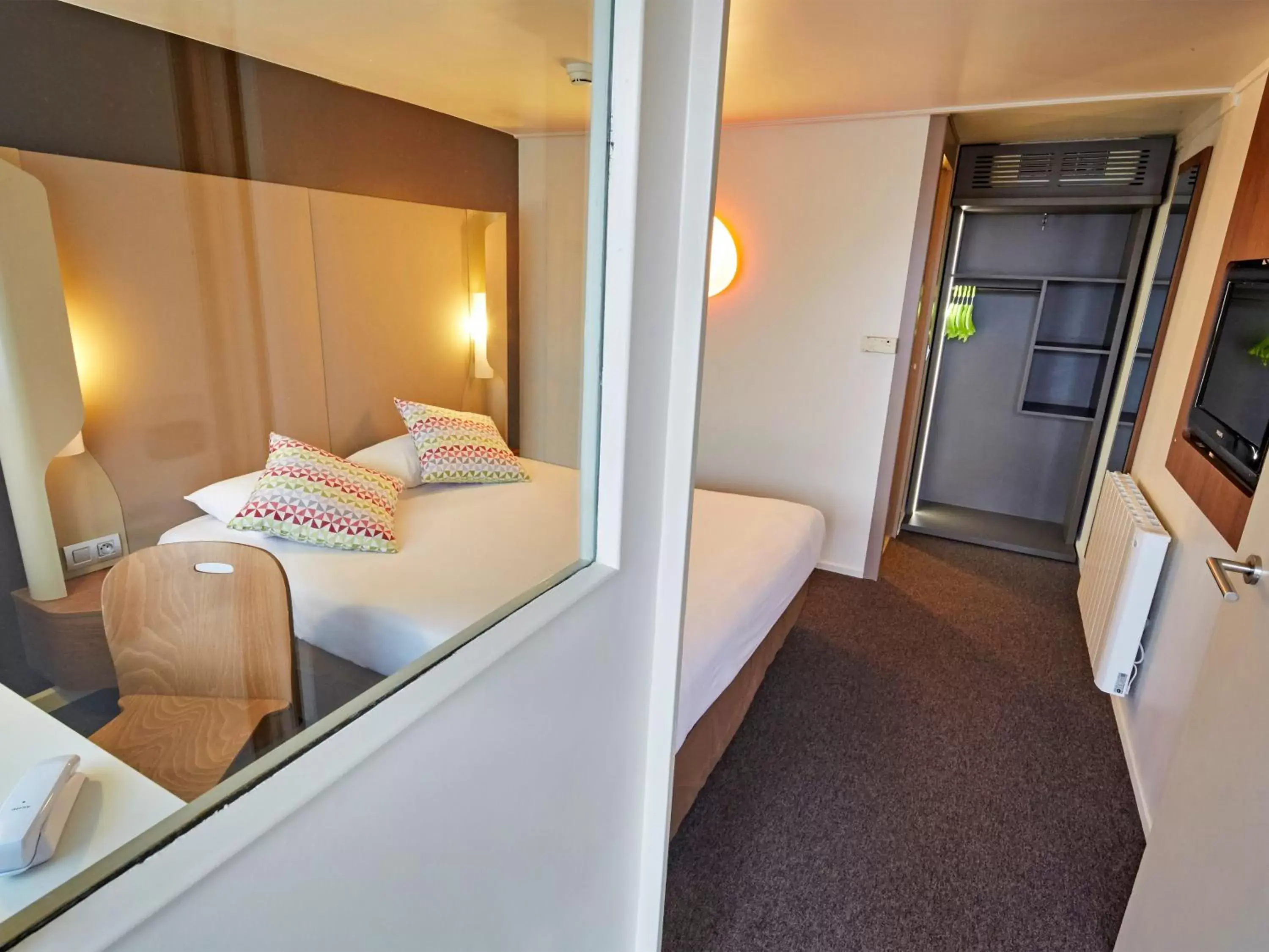 Bed in Campanile Dijon Nord - Toison D'or Bed in Campanile Dijon Nord - Toison D'or