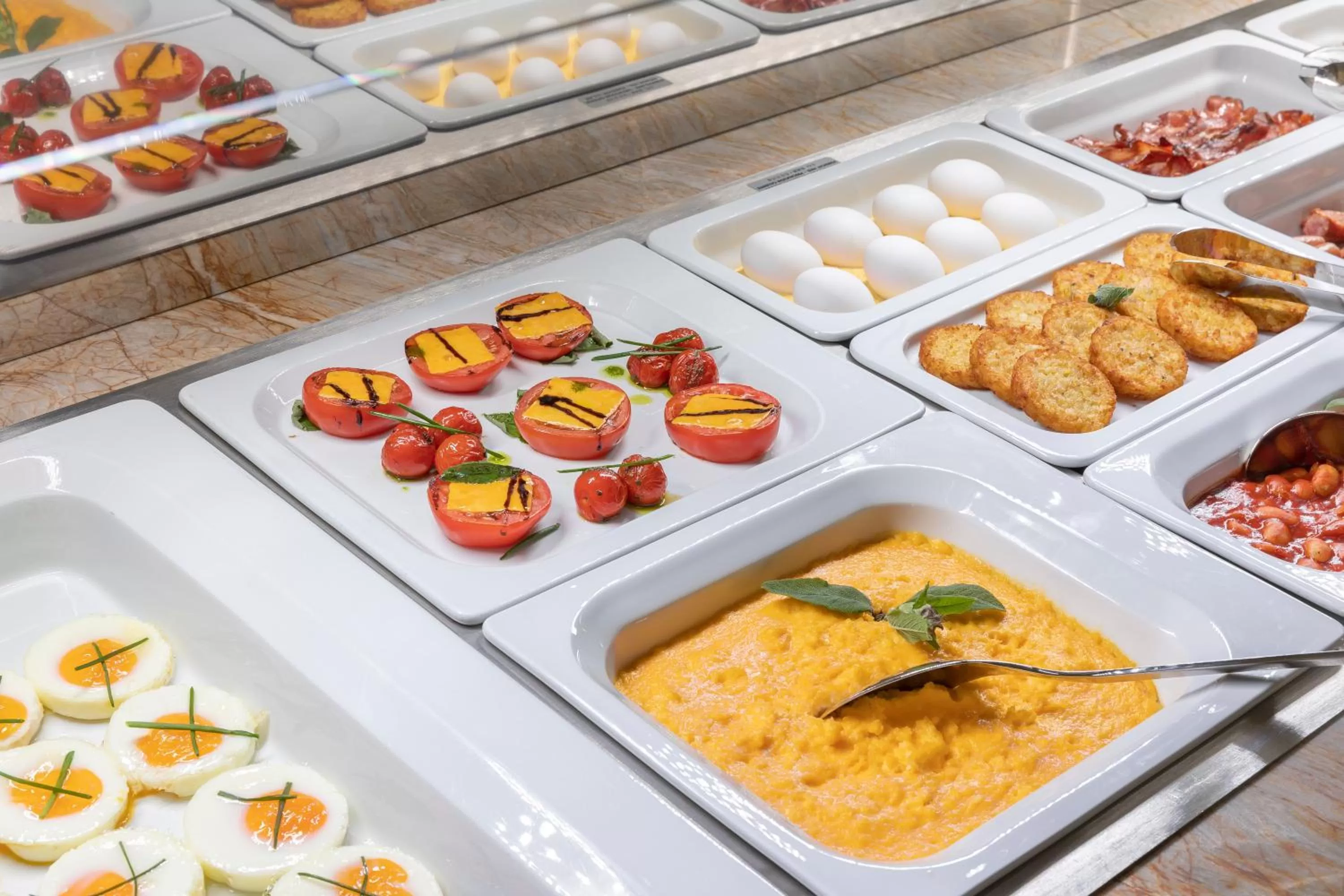 Buffet breakfast in Hotel Paris Prague