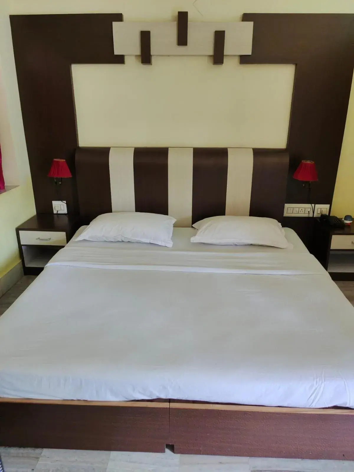 bunk bed, Bed in Gandhara Hotel
