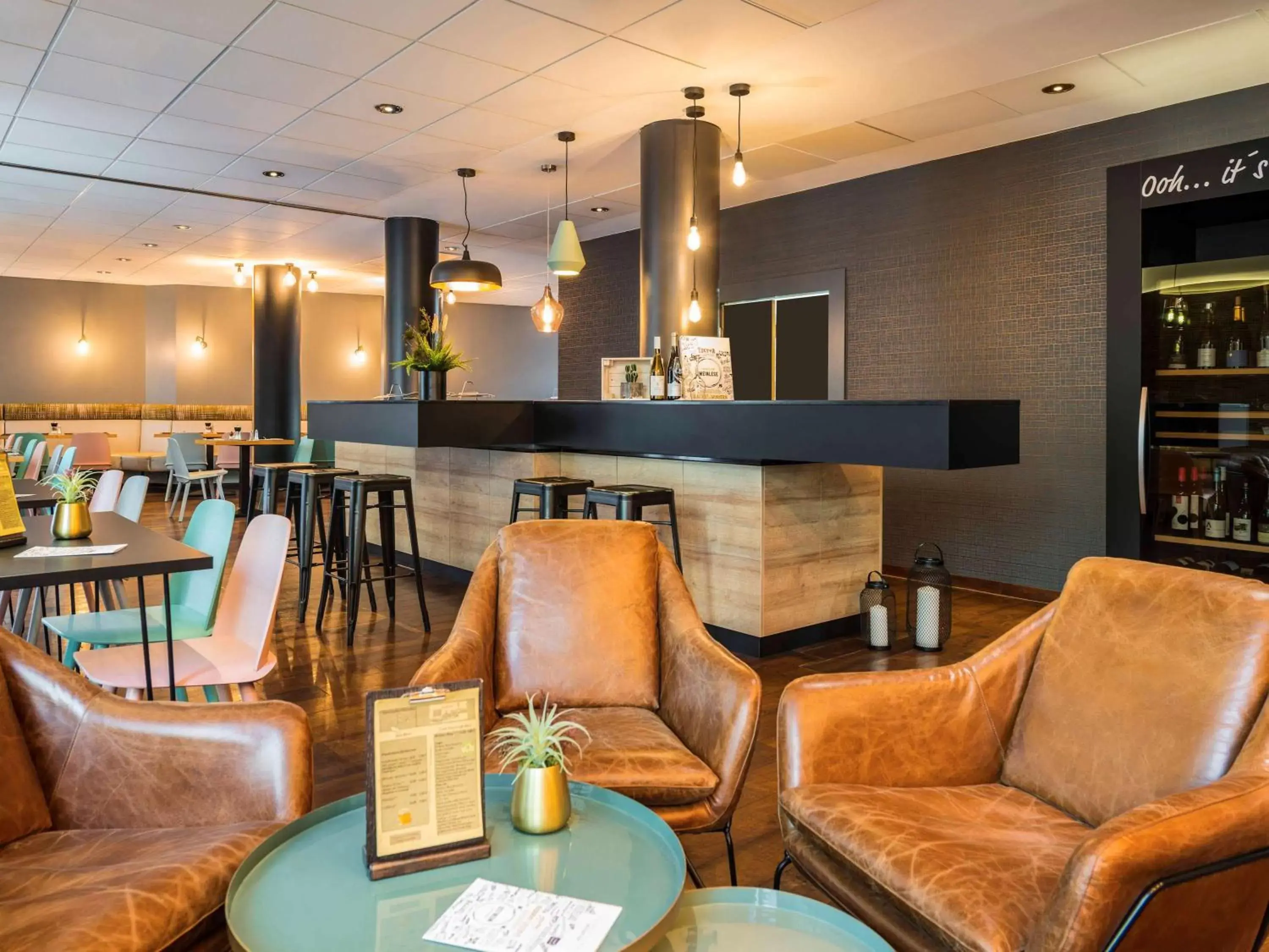 Property building, Lounge/Bar in Mercure Hotel Berlin Zentrum Superior