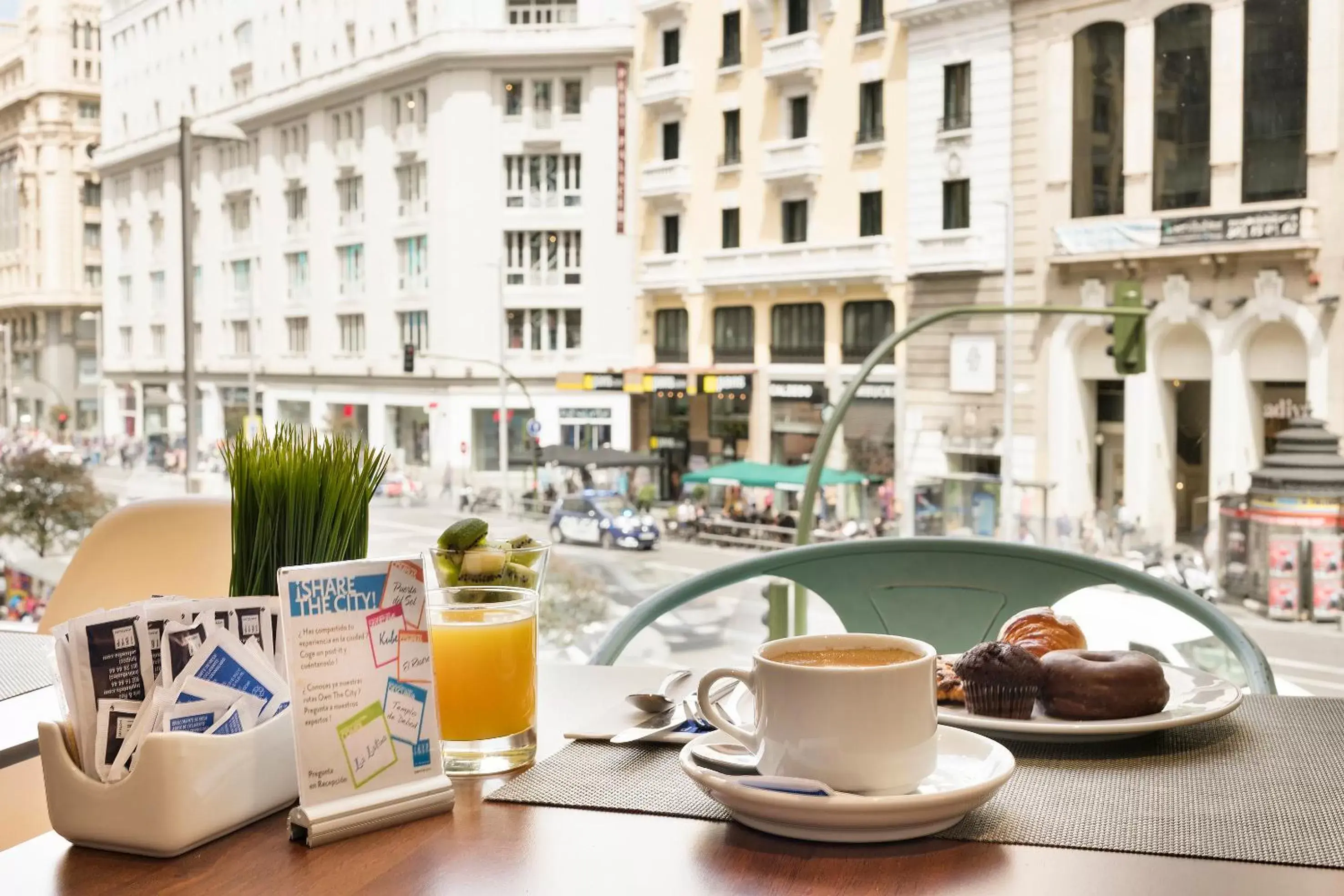 Restaurant/places to eat, Breakfast in Hotel Madrid Gran Via 25, Affiliated by Meliá