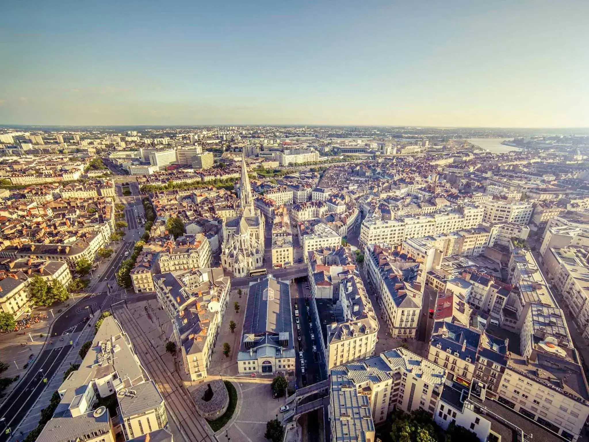 Neighbourhood in ibis Nantes Centre Gare Sud