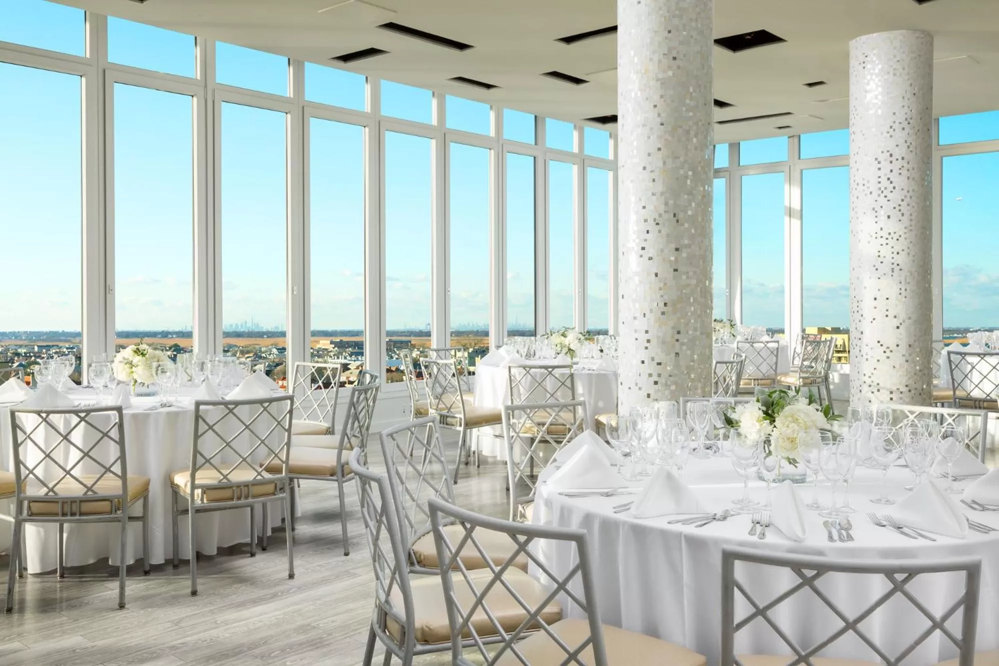 Restaurant/places to eat in Allegria Hotel