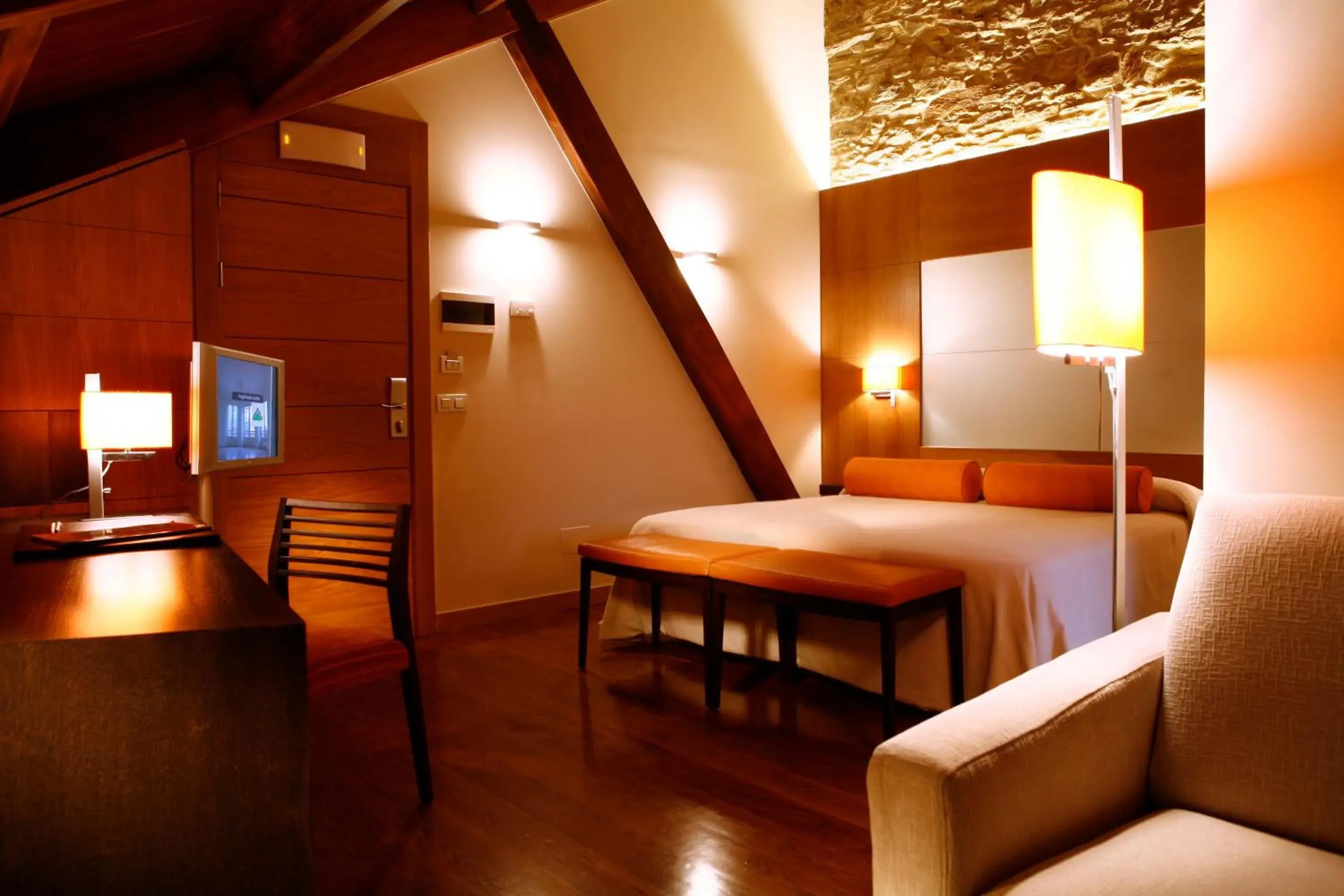 Photo of the whole room, Bed in Hotel Altaïr Photo of the whole room, Bed in Hotel Altaïr