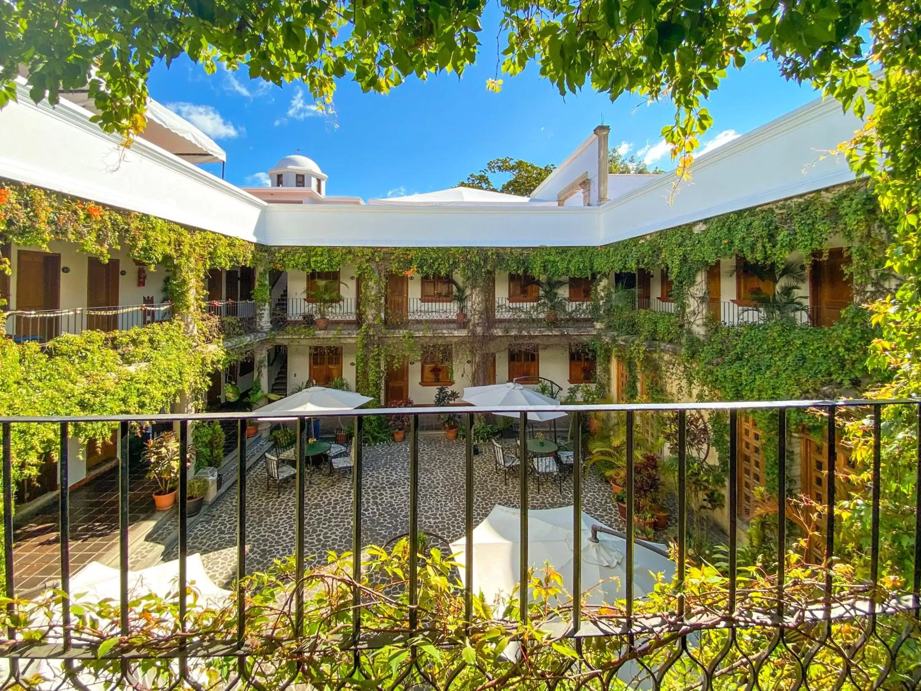 Patio, Property Building in El Carmen Suites