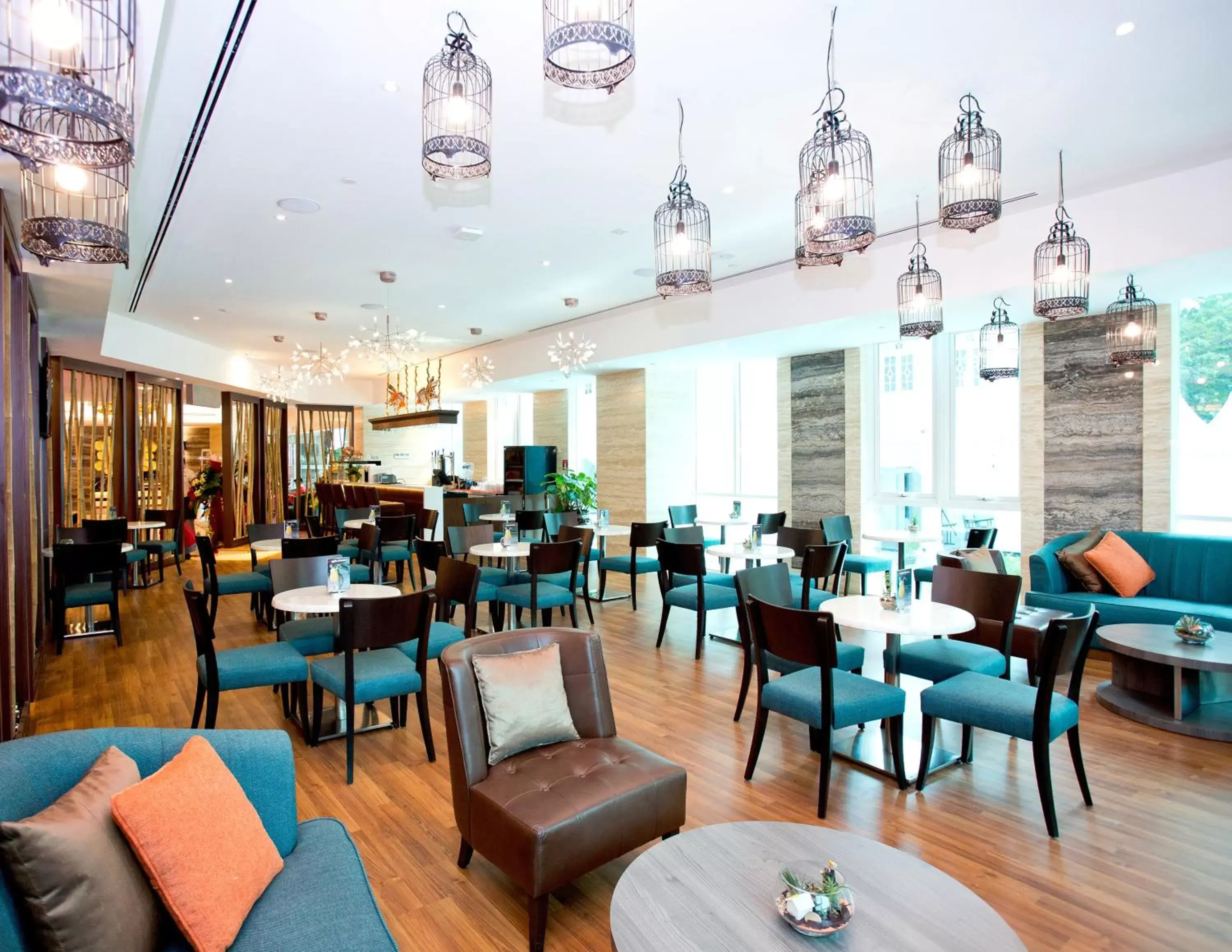 Lounge or bar, Restaurant/Places to Eat in Vouk Hotel Suites, Penang