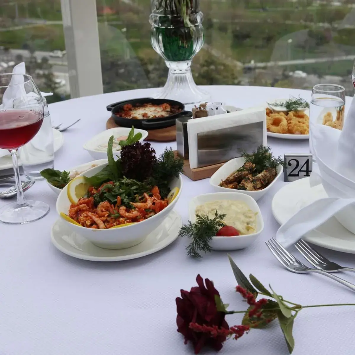 Restaurant/places to eat, Lunch and Dinner in Hotel Emirhan Palace