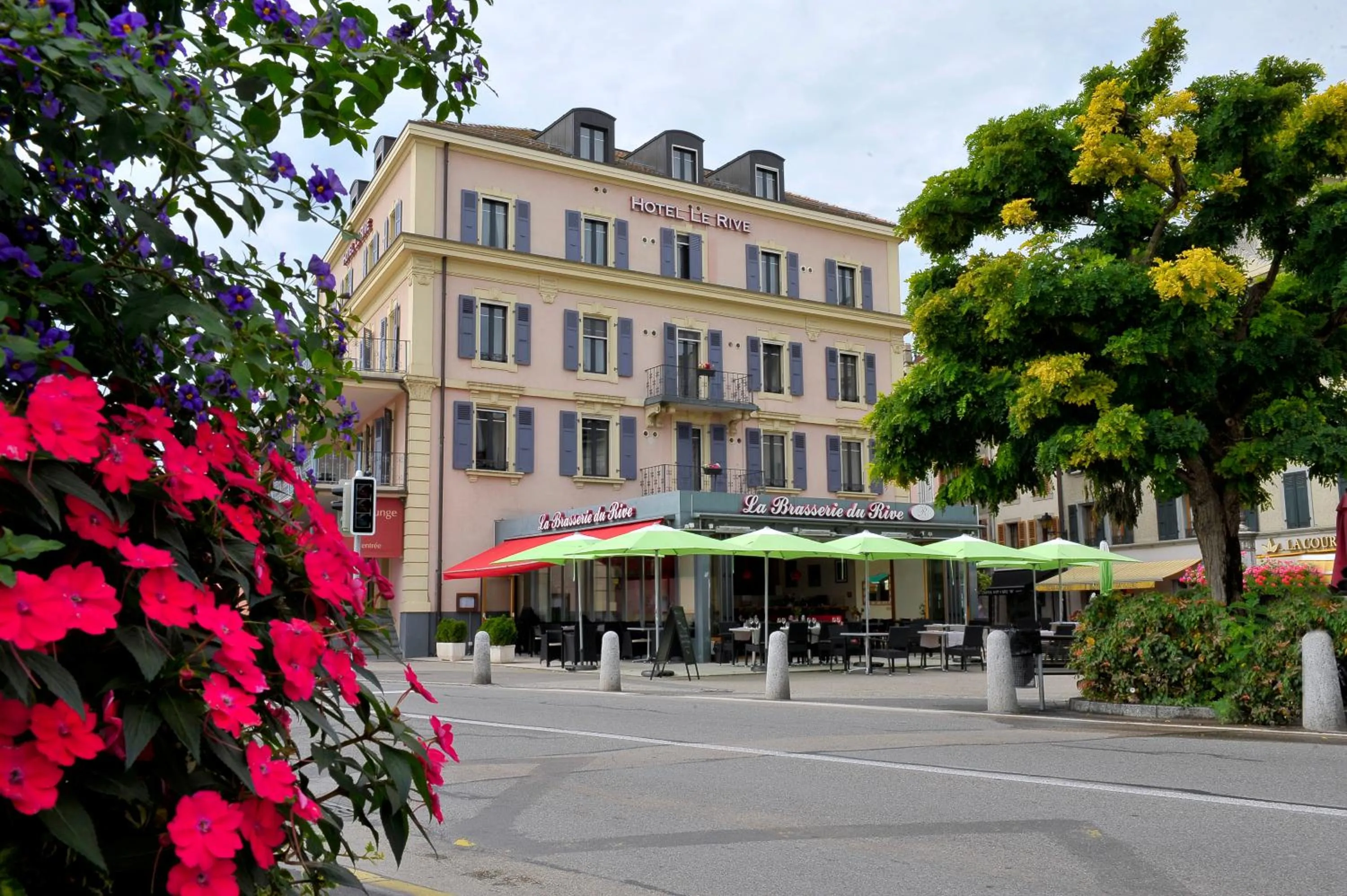 Facade/entrance in Hotel Le Rive