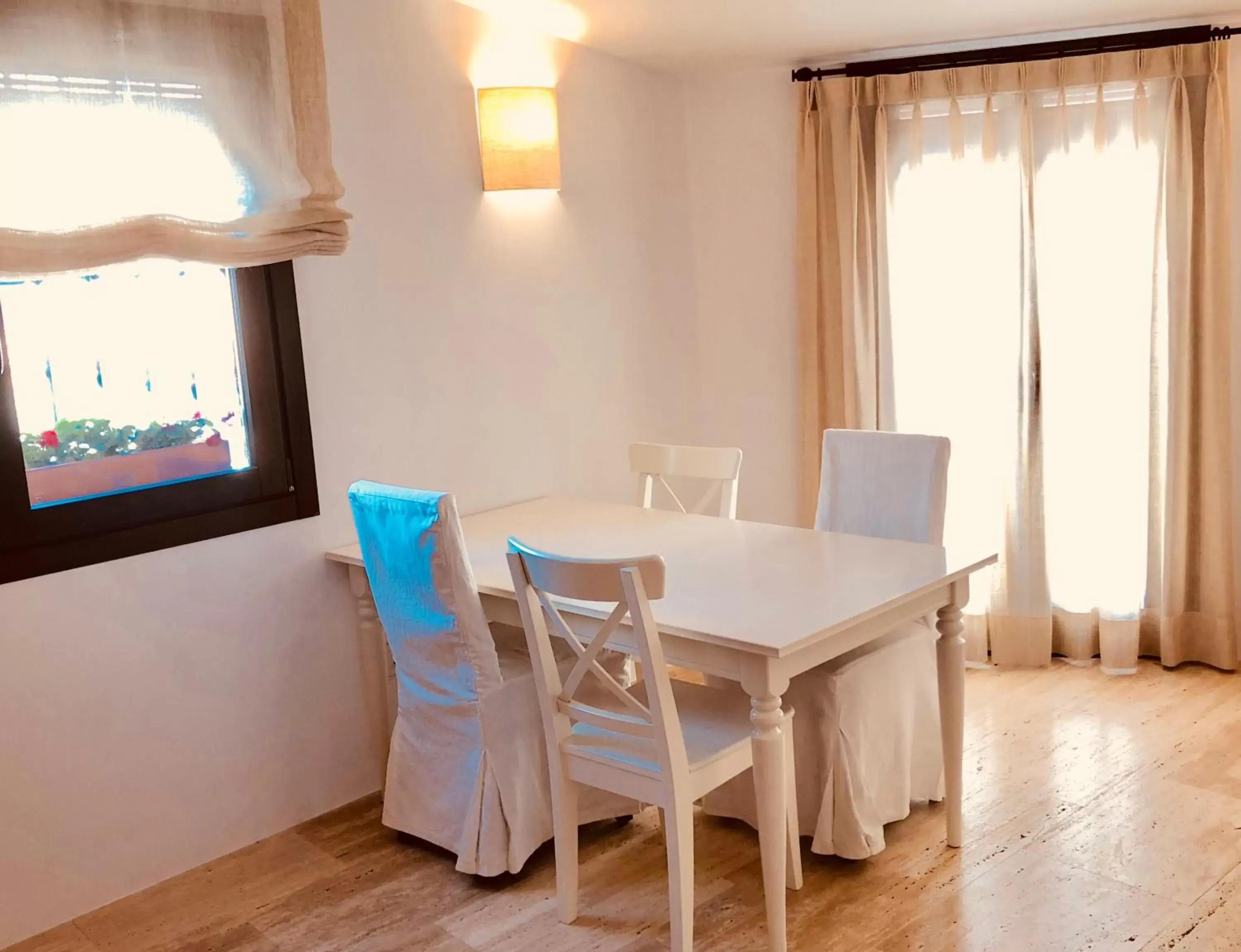 Dining Area in Hotel Abaco Altea