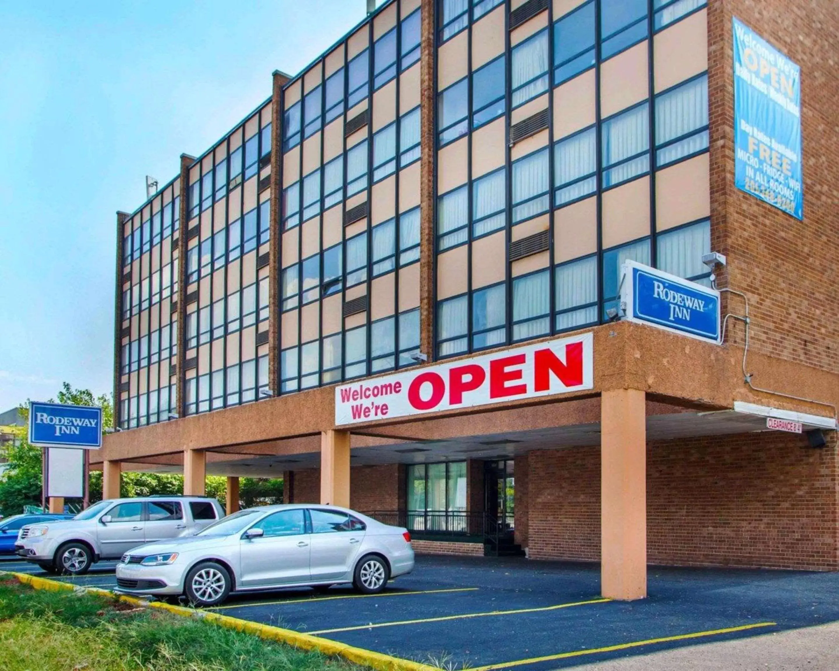 Property Building in Rodeway Inn Secaucus