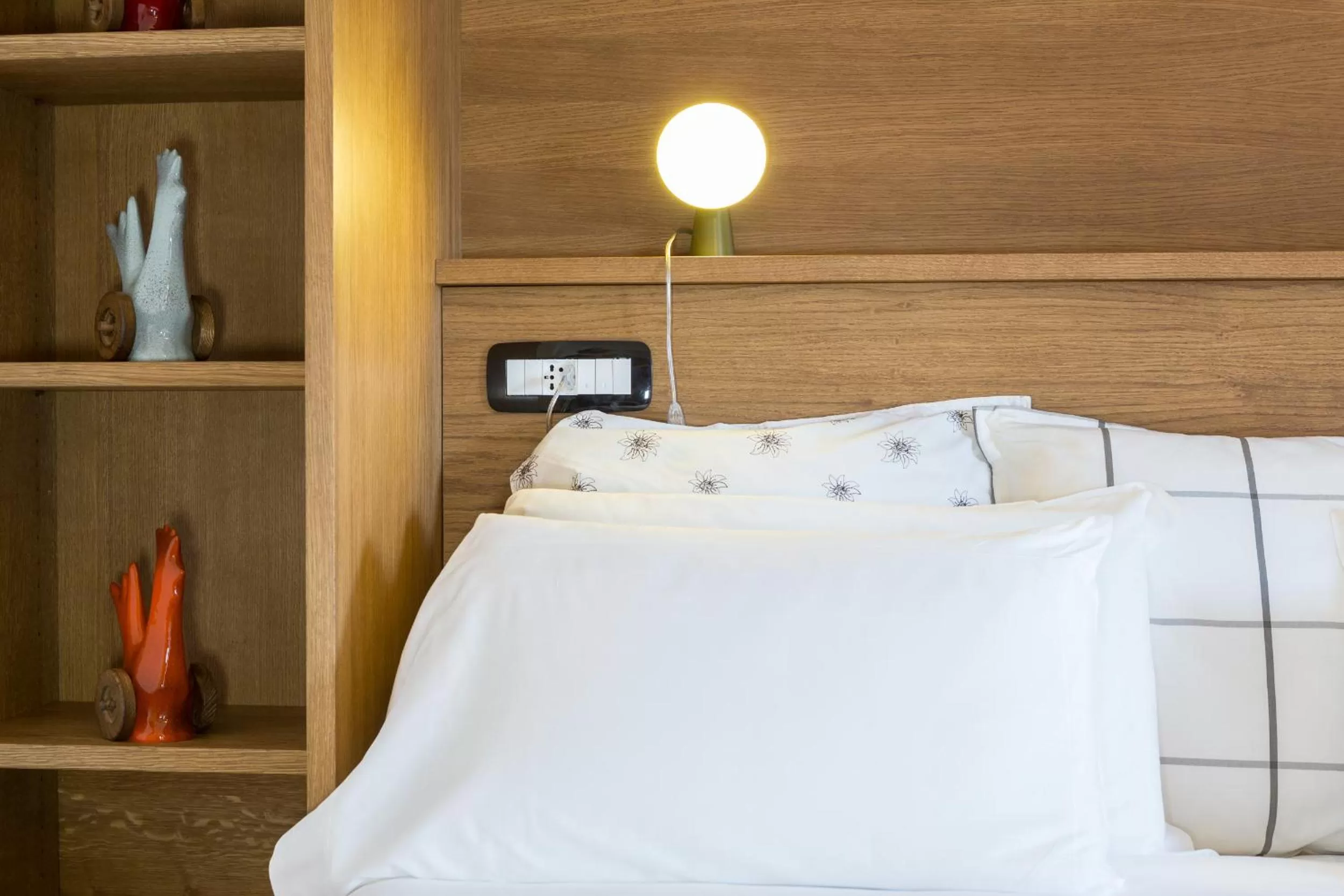 Decorative detail, Bed in Duca D'Aosta Hotel