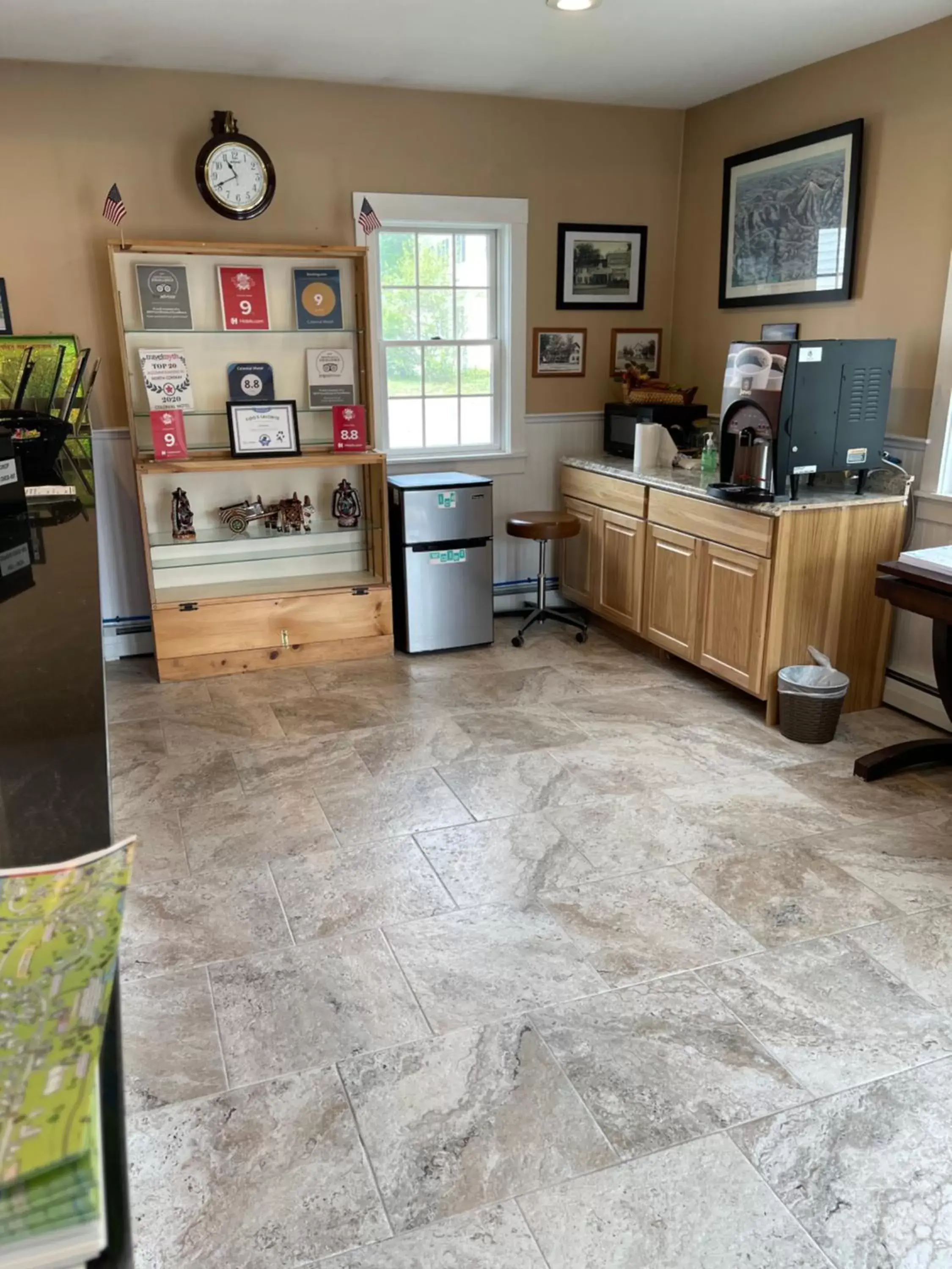 Lobby or reception in Colonial Motel Lobby or reception in Colonial Motel