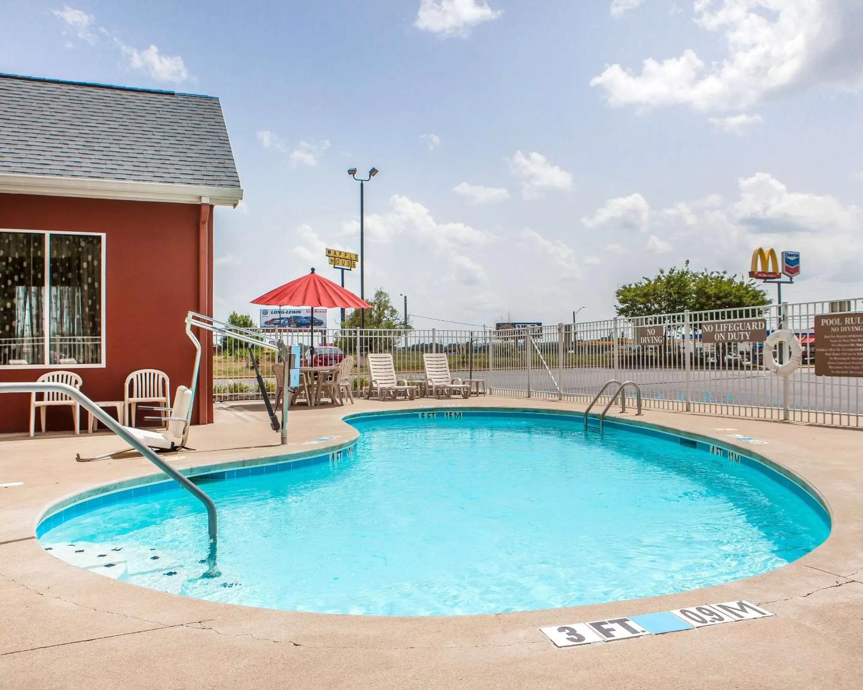 On site, Swimming Pool in Comfort Inn and Suites - Tuscumbia/Muscle Shoals