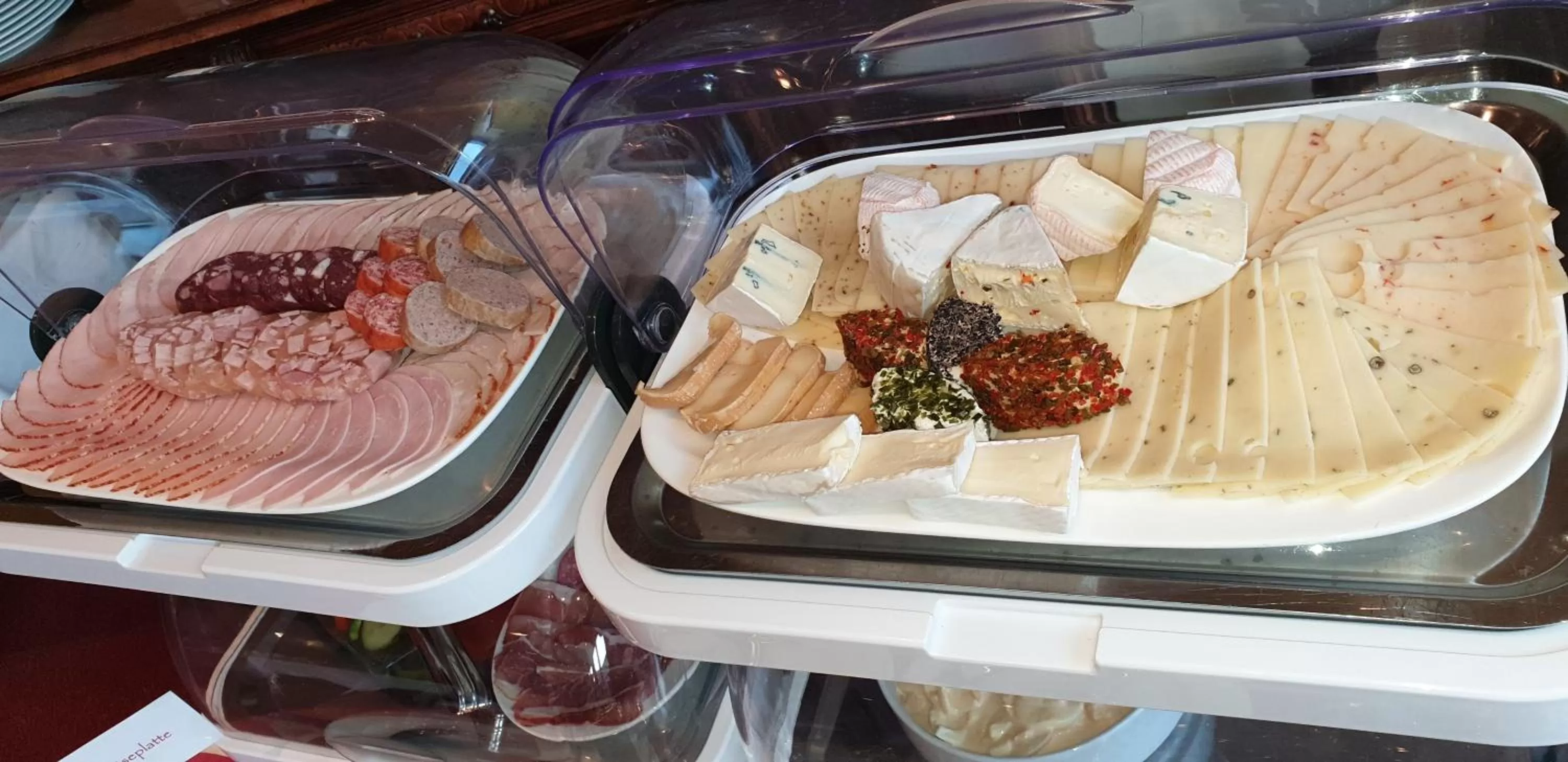 Breakfast in Hotel Balneolum Superior