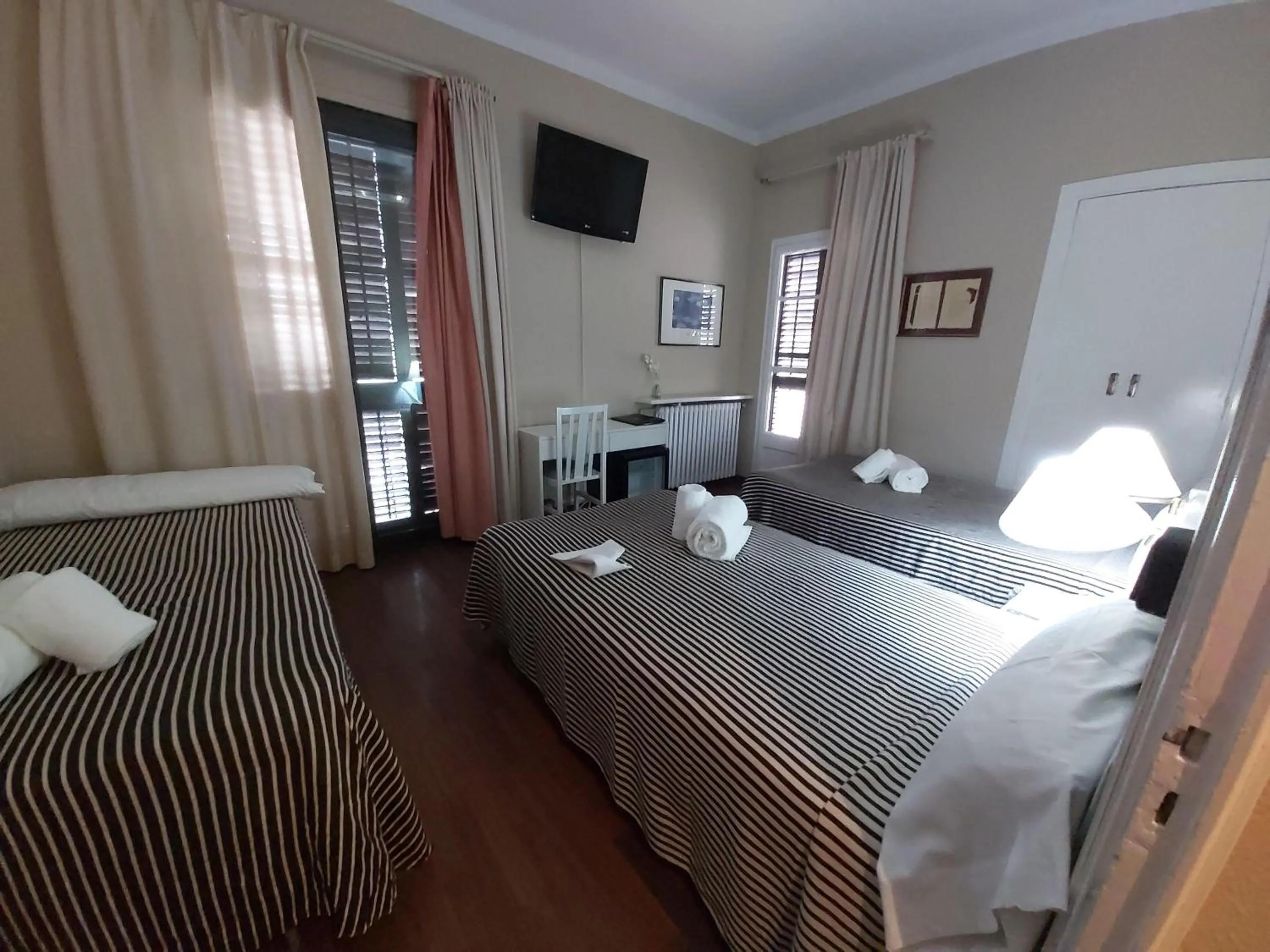 Bed in Hotel El Castell