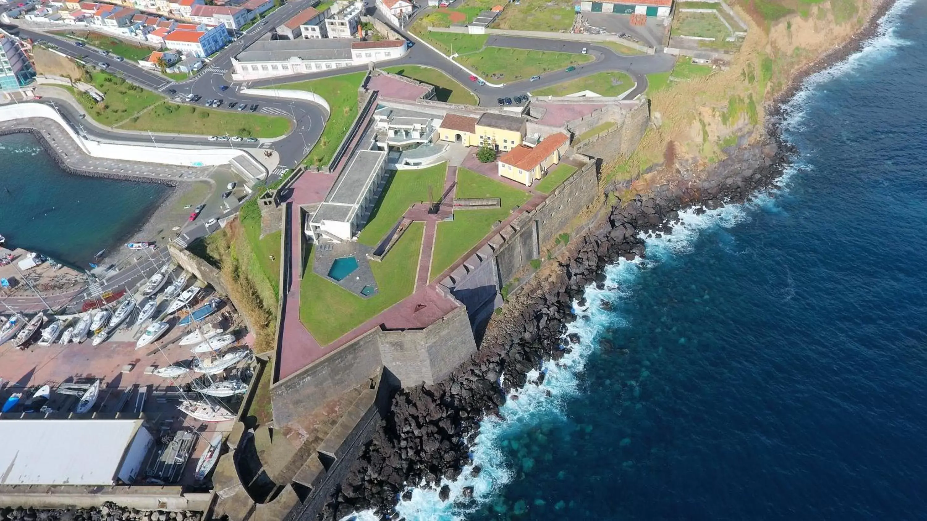 Bird's eye view, Bird's-eye View in Pousada de Angra do Heroismo Castelo de S. Sebastiao