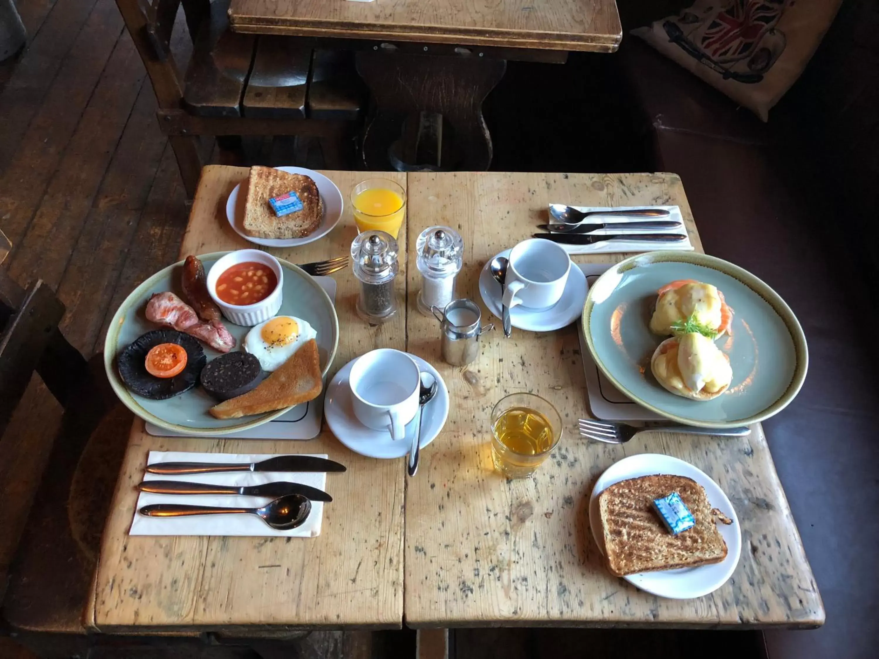 English/Irish breakfast in The Black Horse Inn