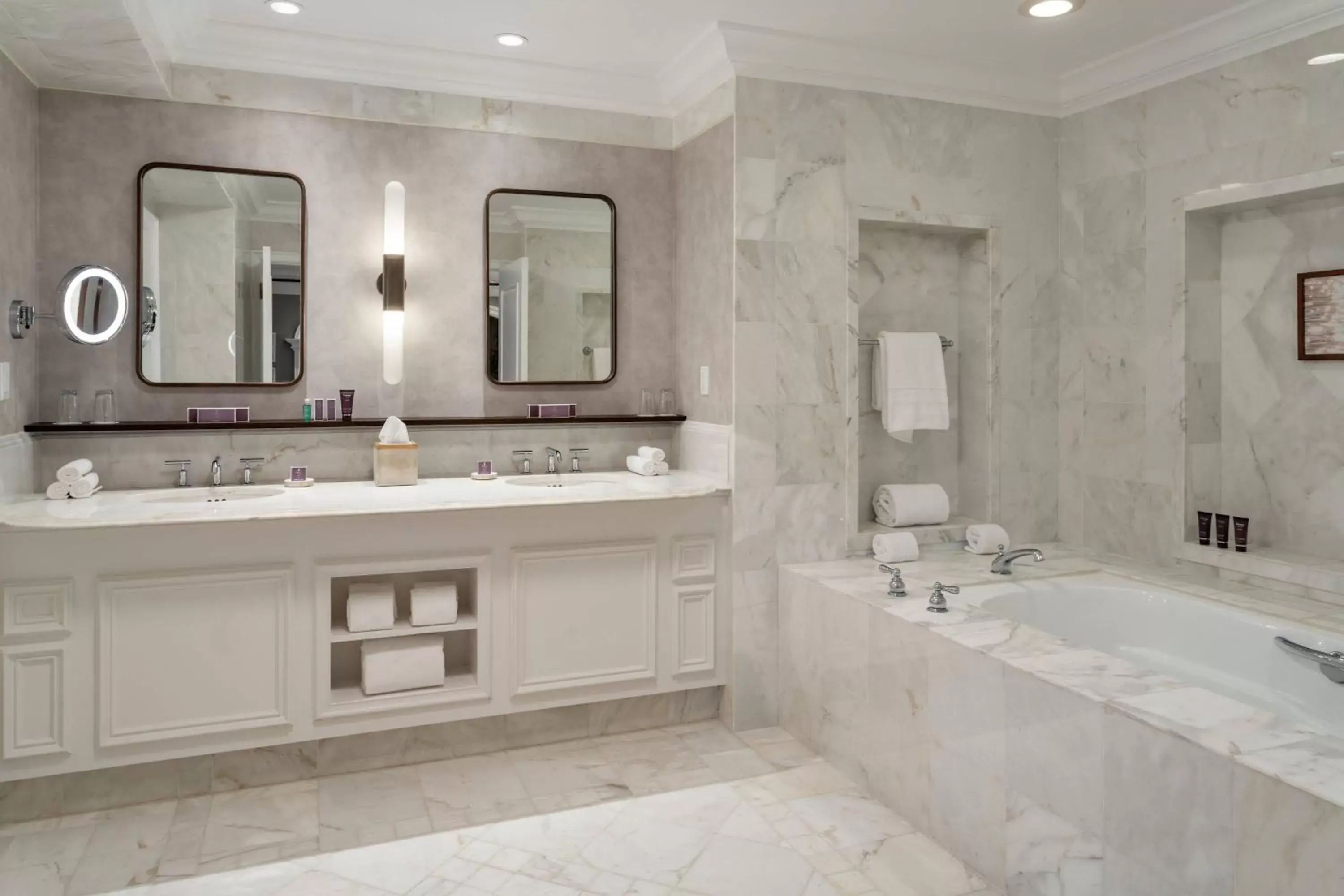 Bathroom in The Ritz-Carlton Orlando, Grande Lakes