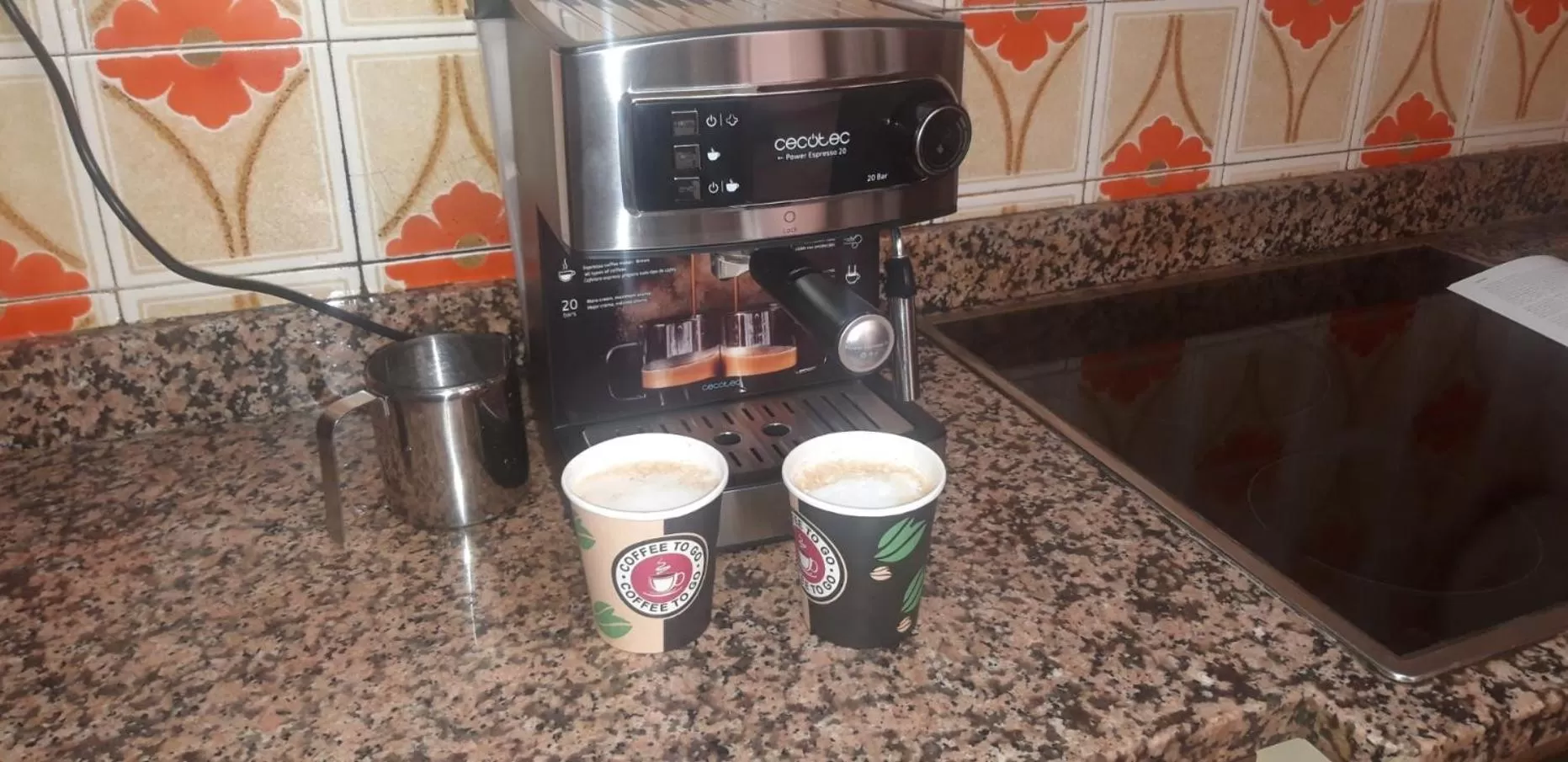 Coffee/Tea Facilities in Pensión Benavente AP-7 3 min - Playa 5 min coche