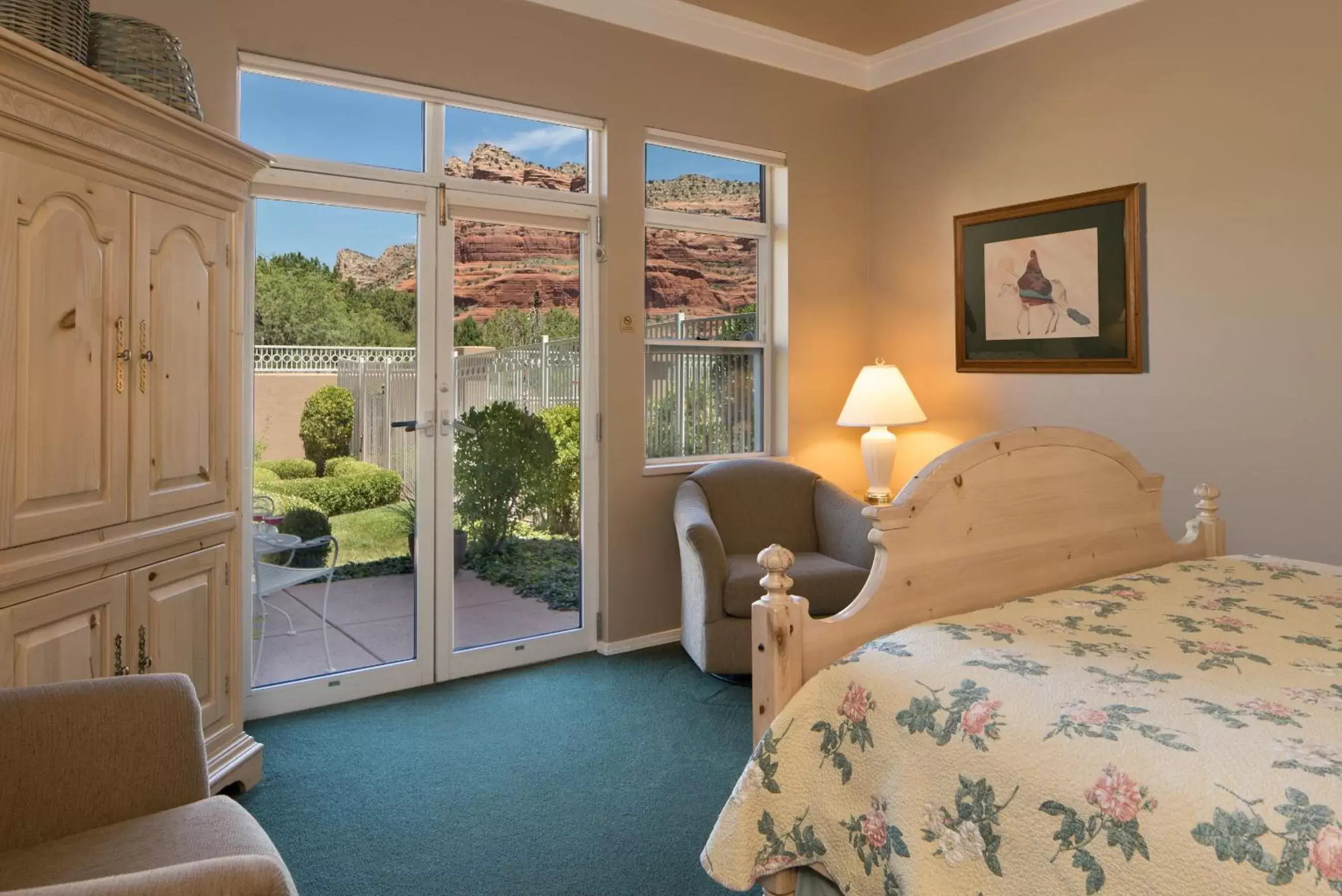 Photo of the whole room in Canyon Villa Bed & Breakfast Inn of Sedona